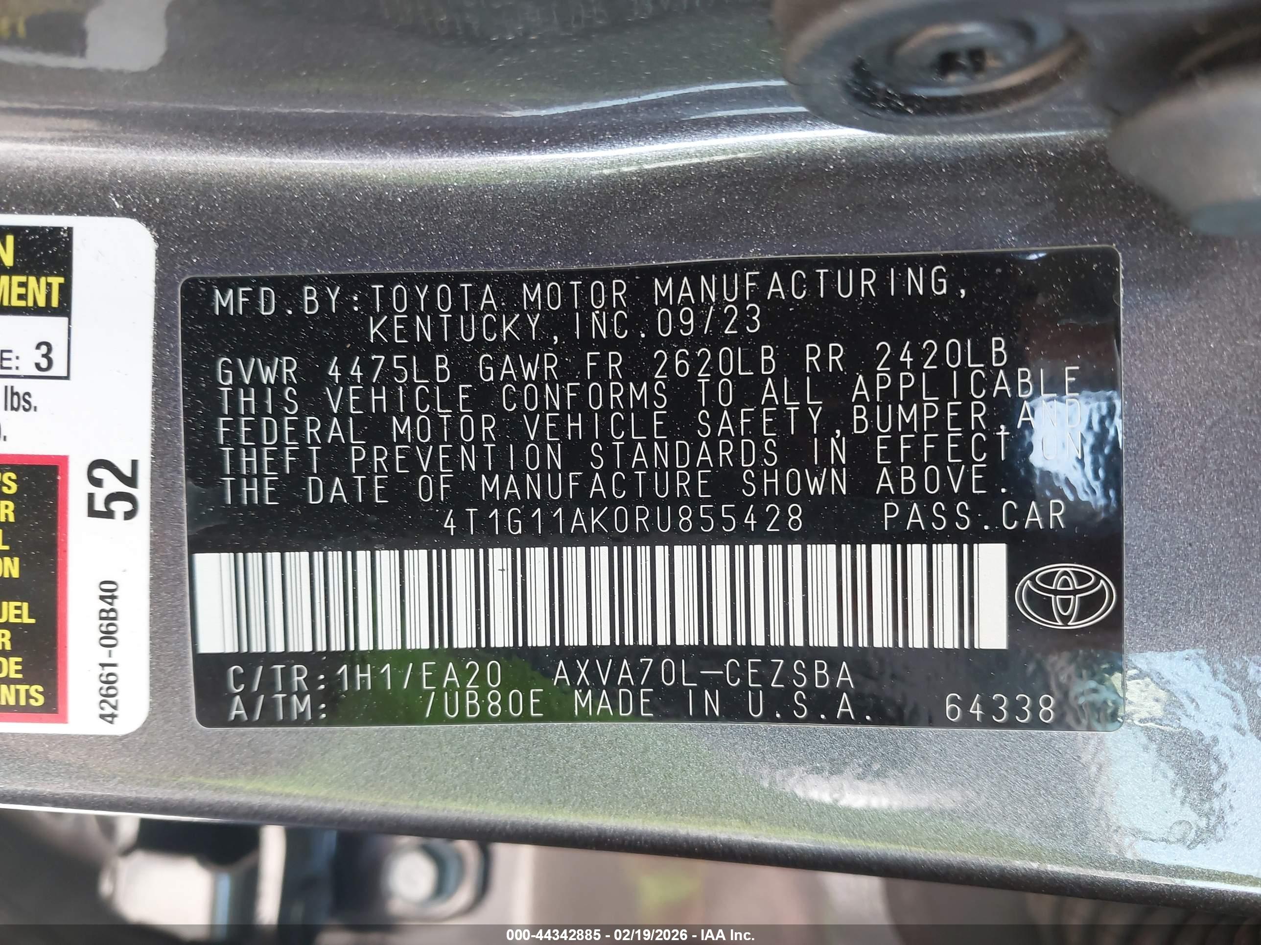 TOYOTA CAMRY image 9