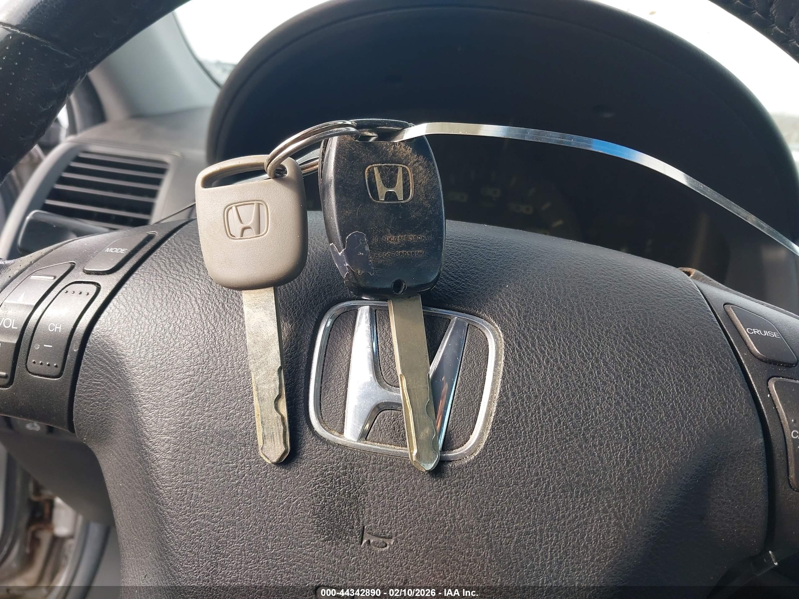 HONDA ACCORD image 11
