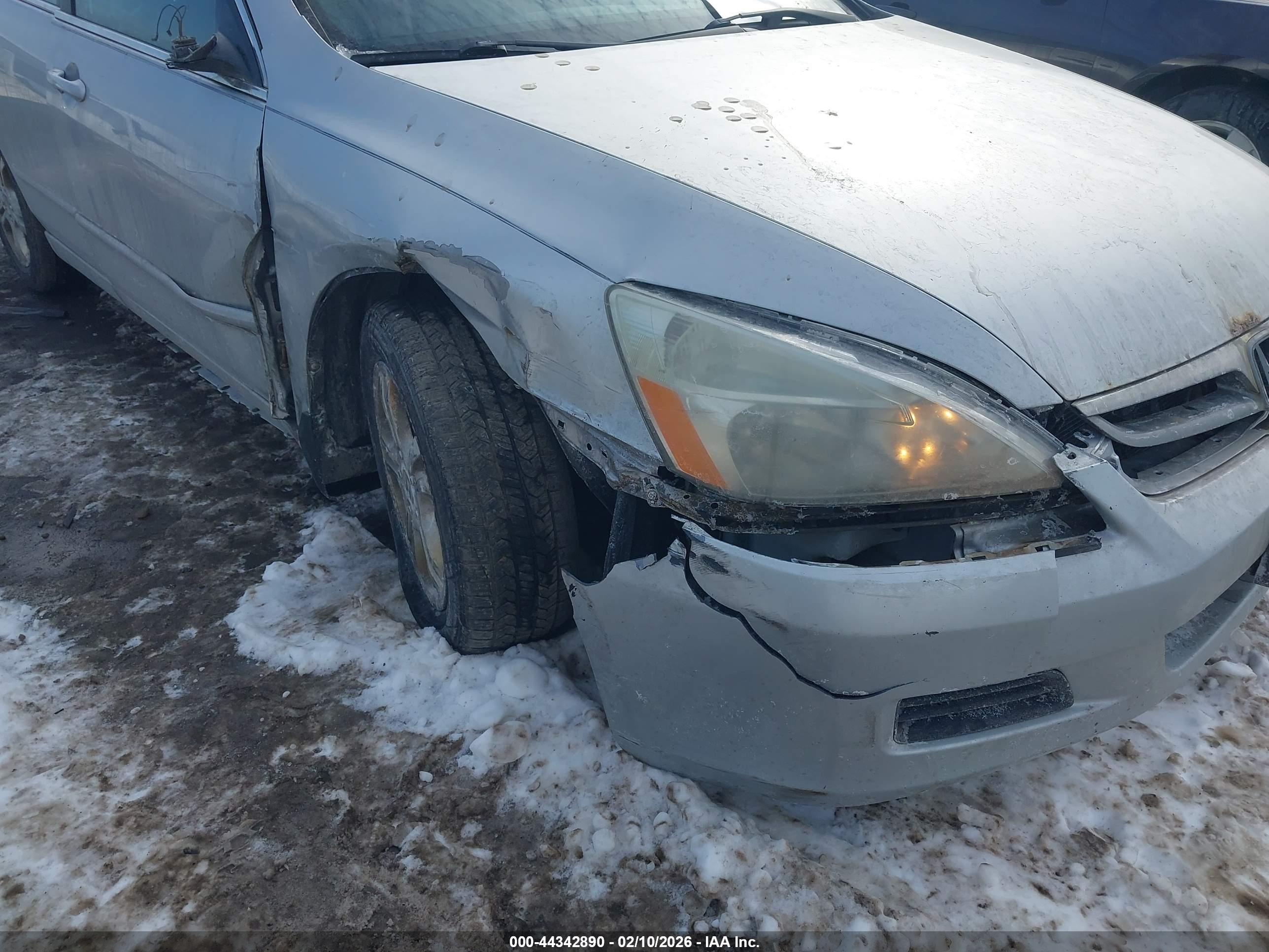 HONDA ACCORD image 6