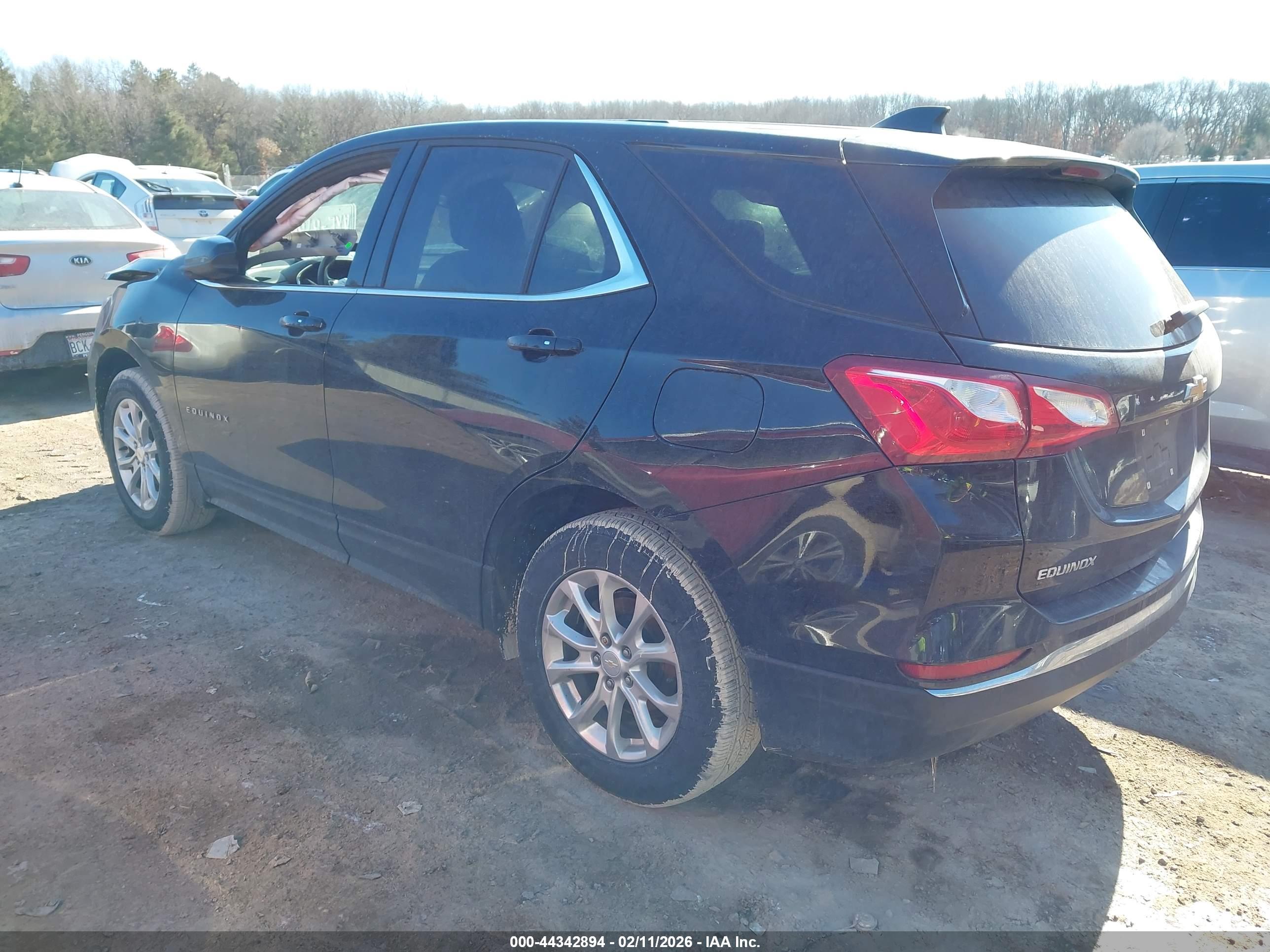 CHEVROLET EQUINOX image 3