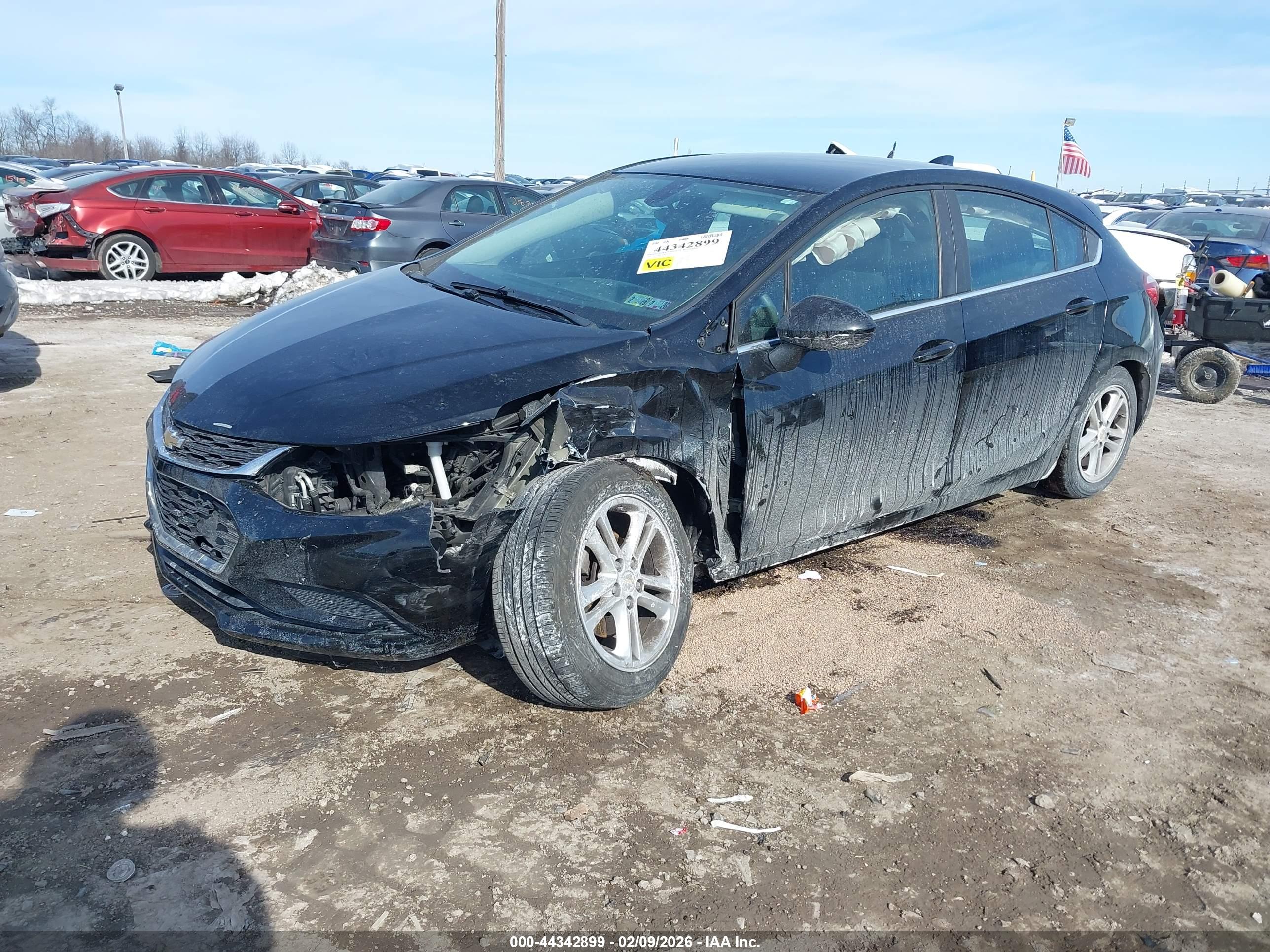 CHEVROLET CRUZE image 2