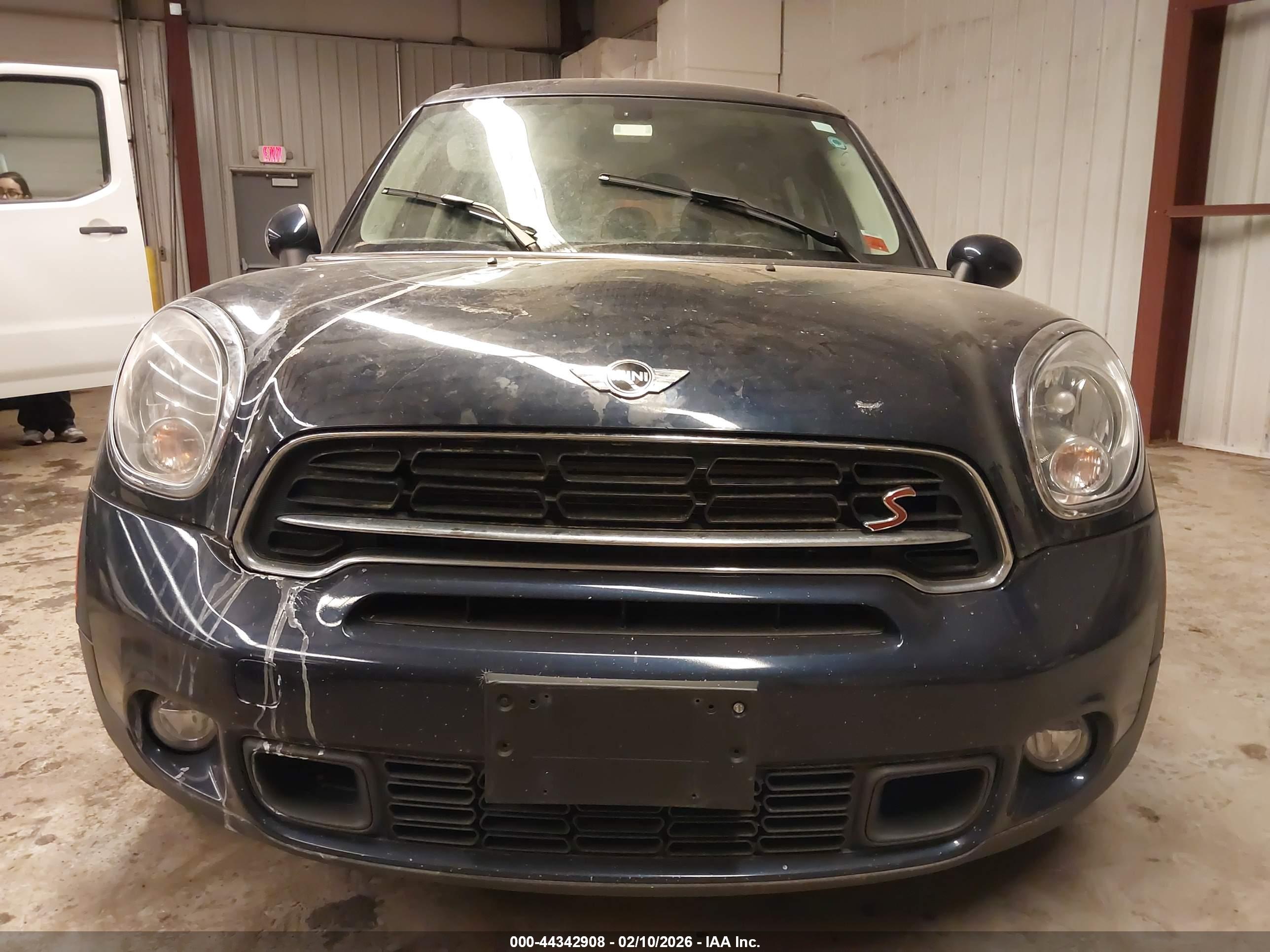 MINI COUNTRYMAN image 6