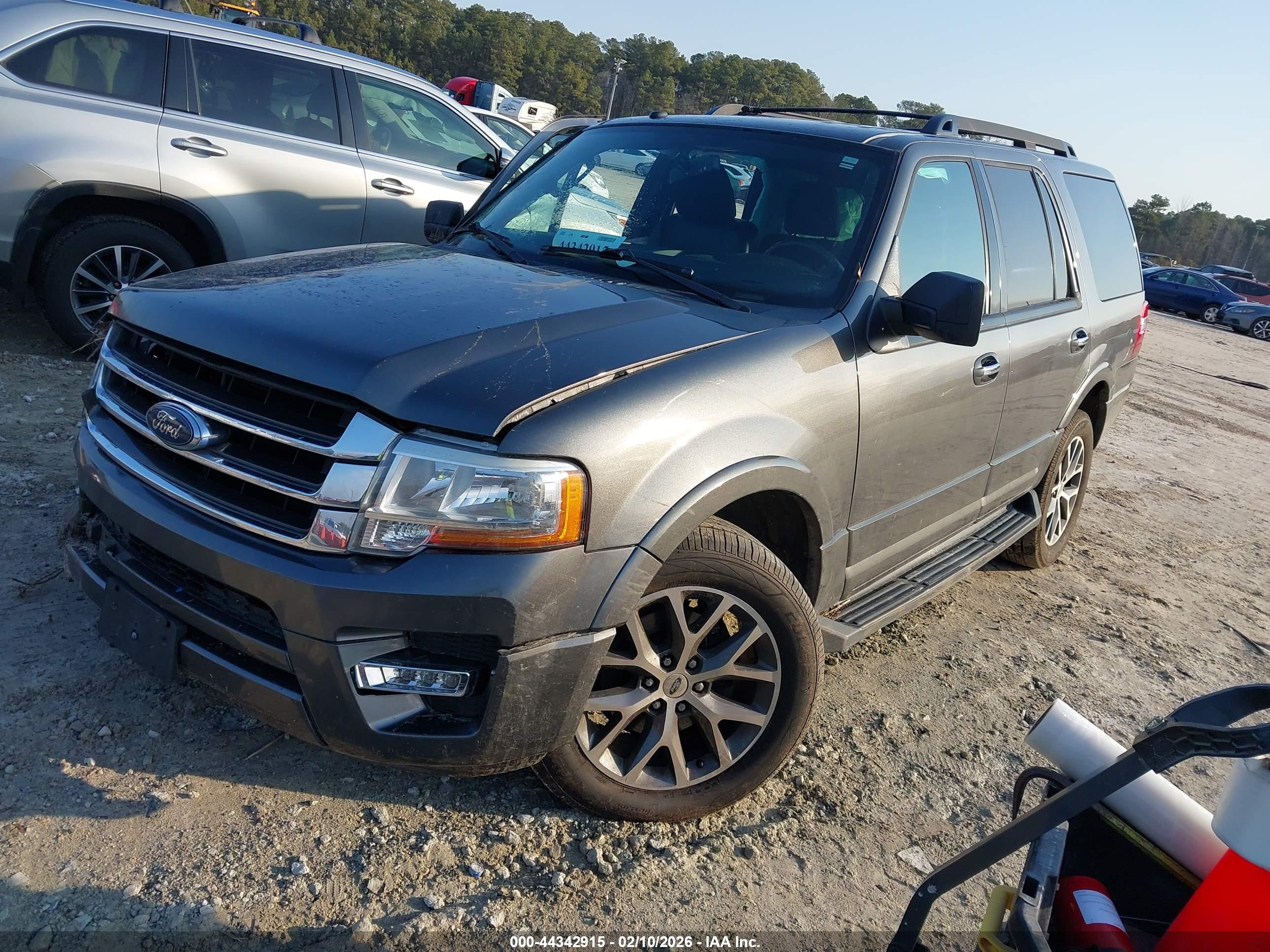 FORD EXPEDITION image 2