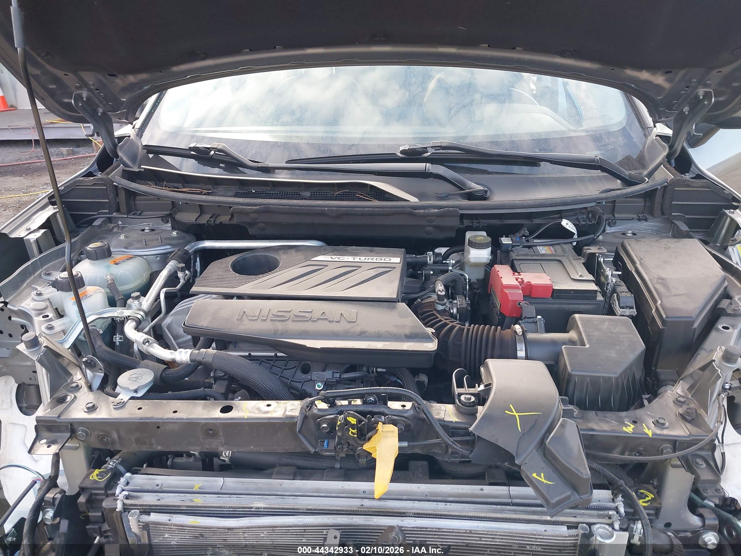 NISSAN ROGUE image 10