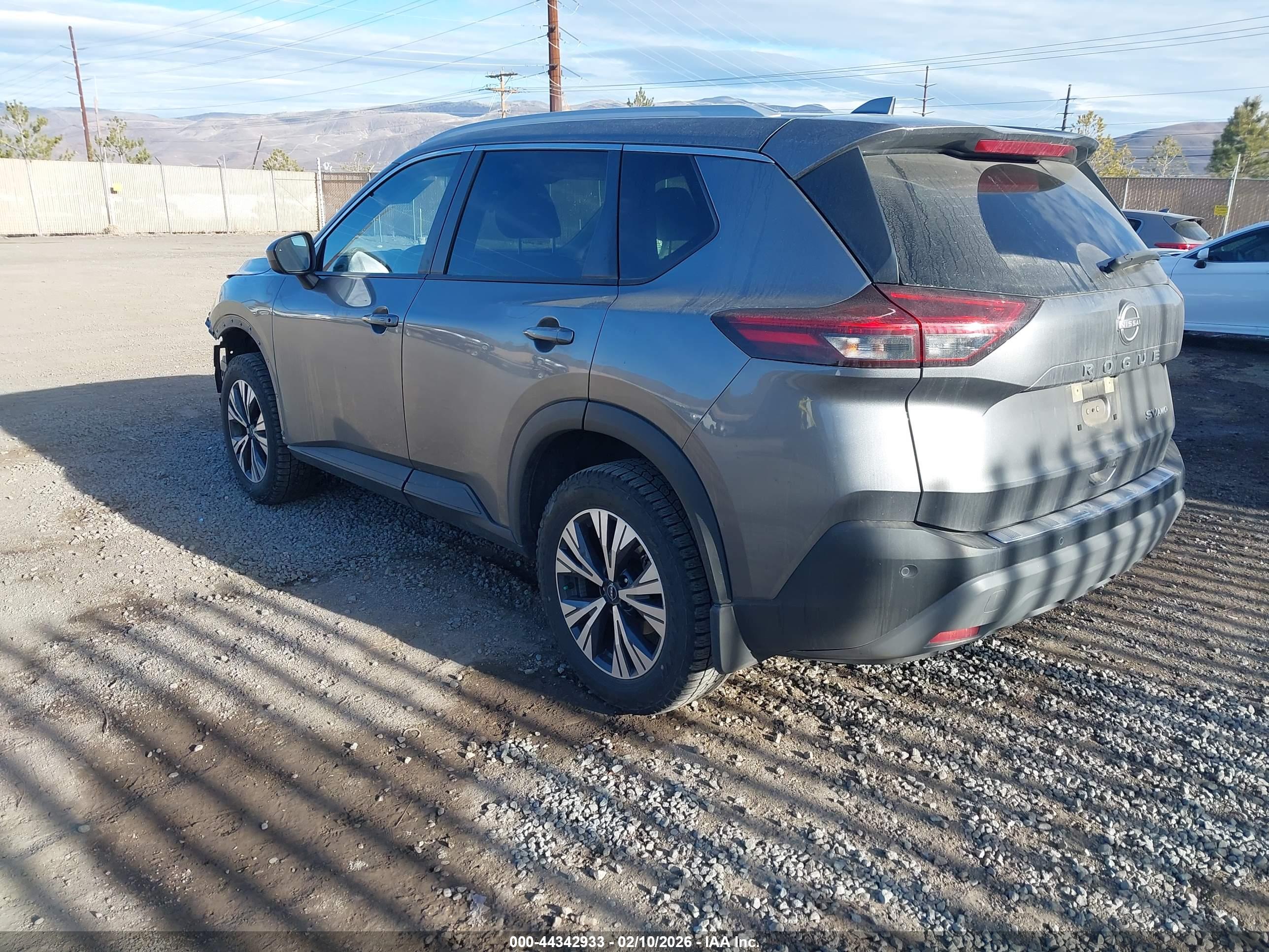 NISSAN ROGUE image 3