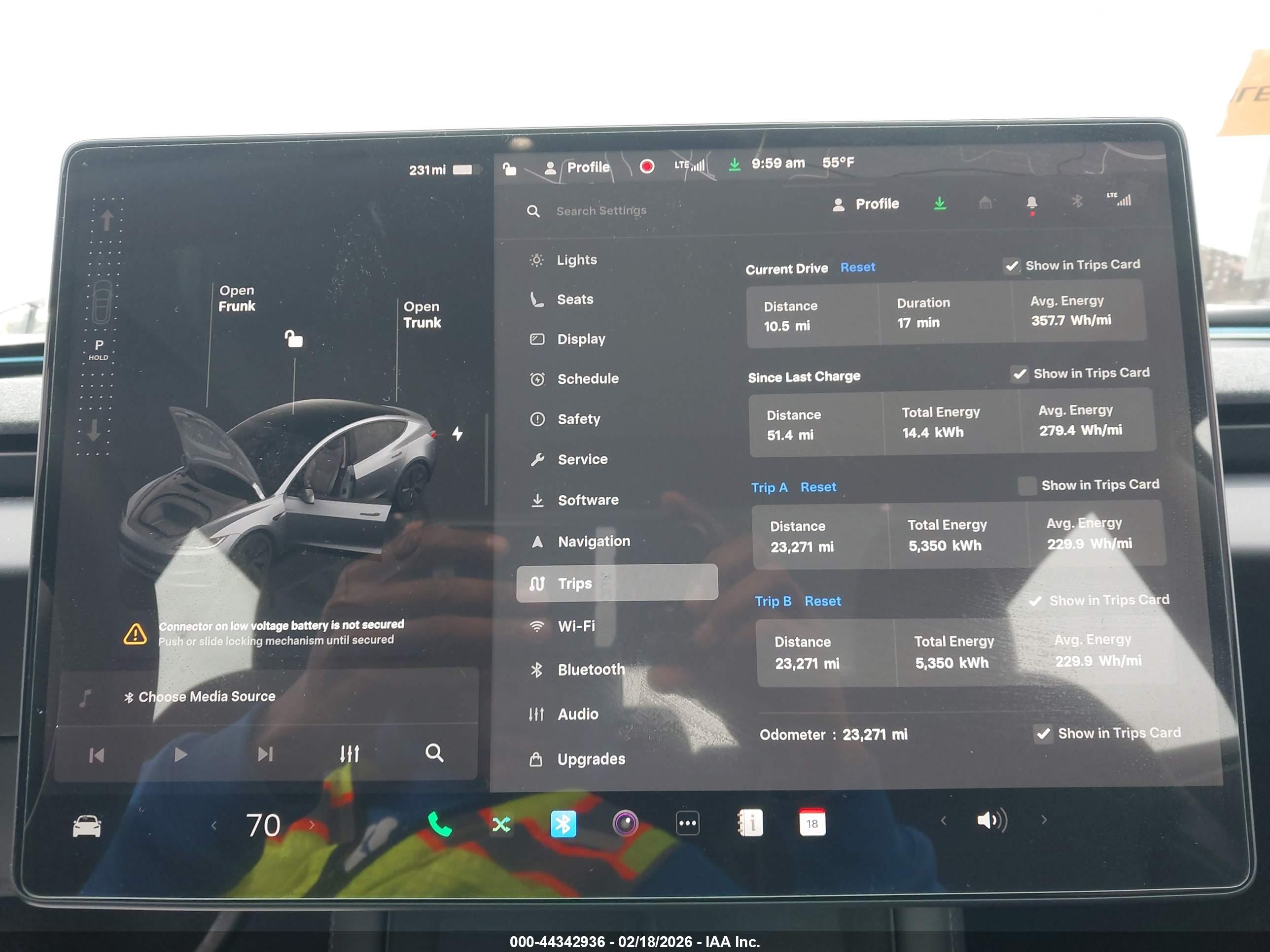 TESLA MODEL image 7