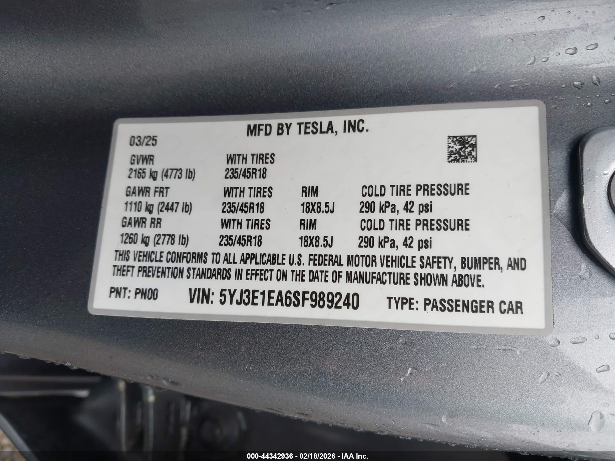 TESLA MODEL image 9