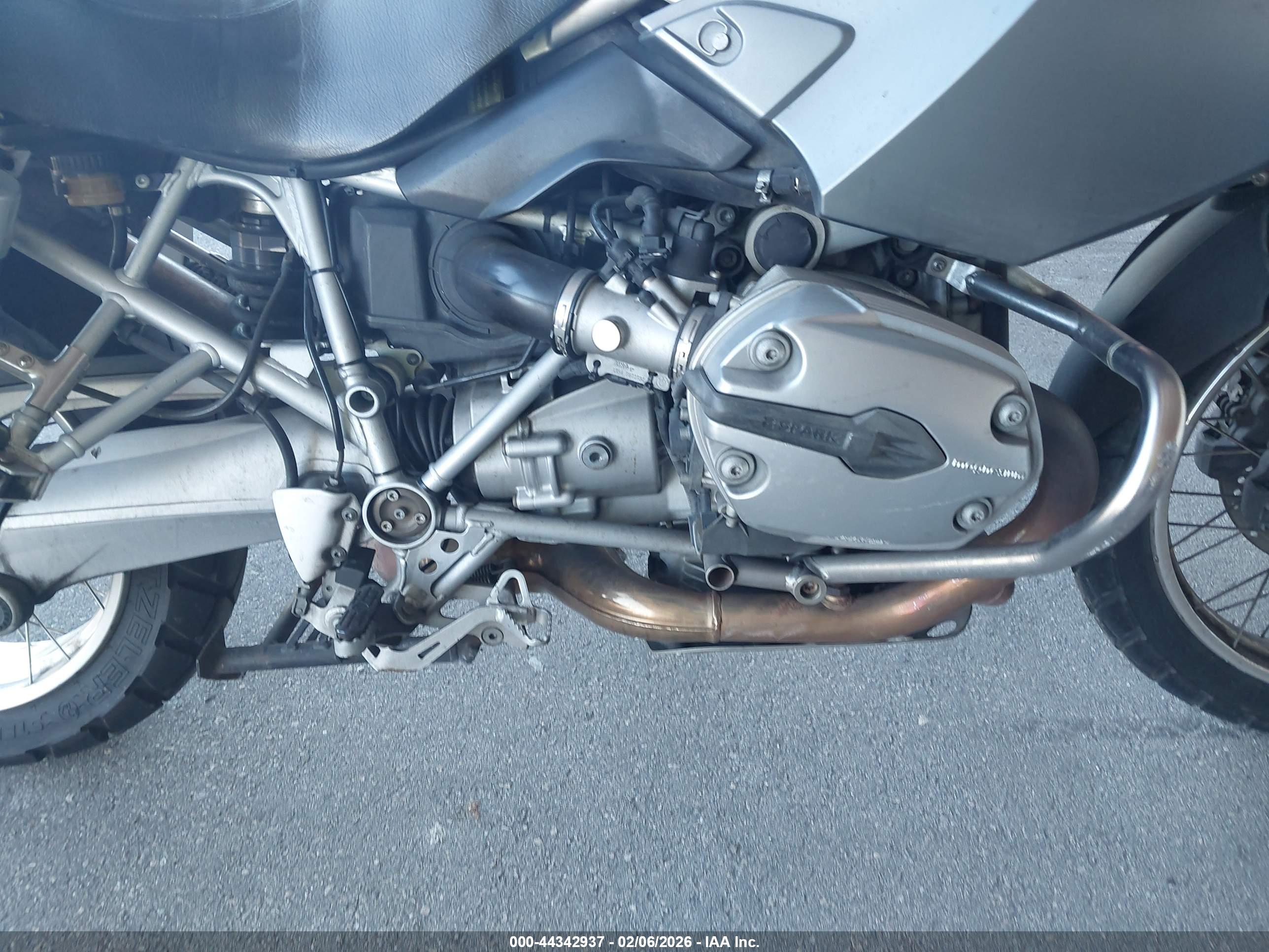 BMW R1200 image 8