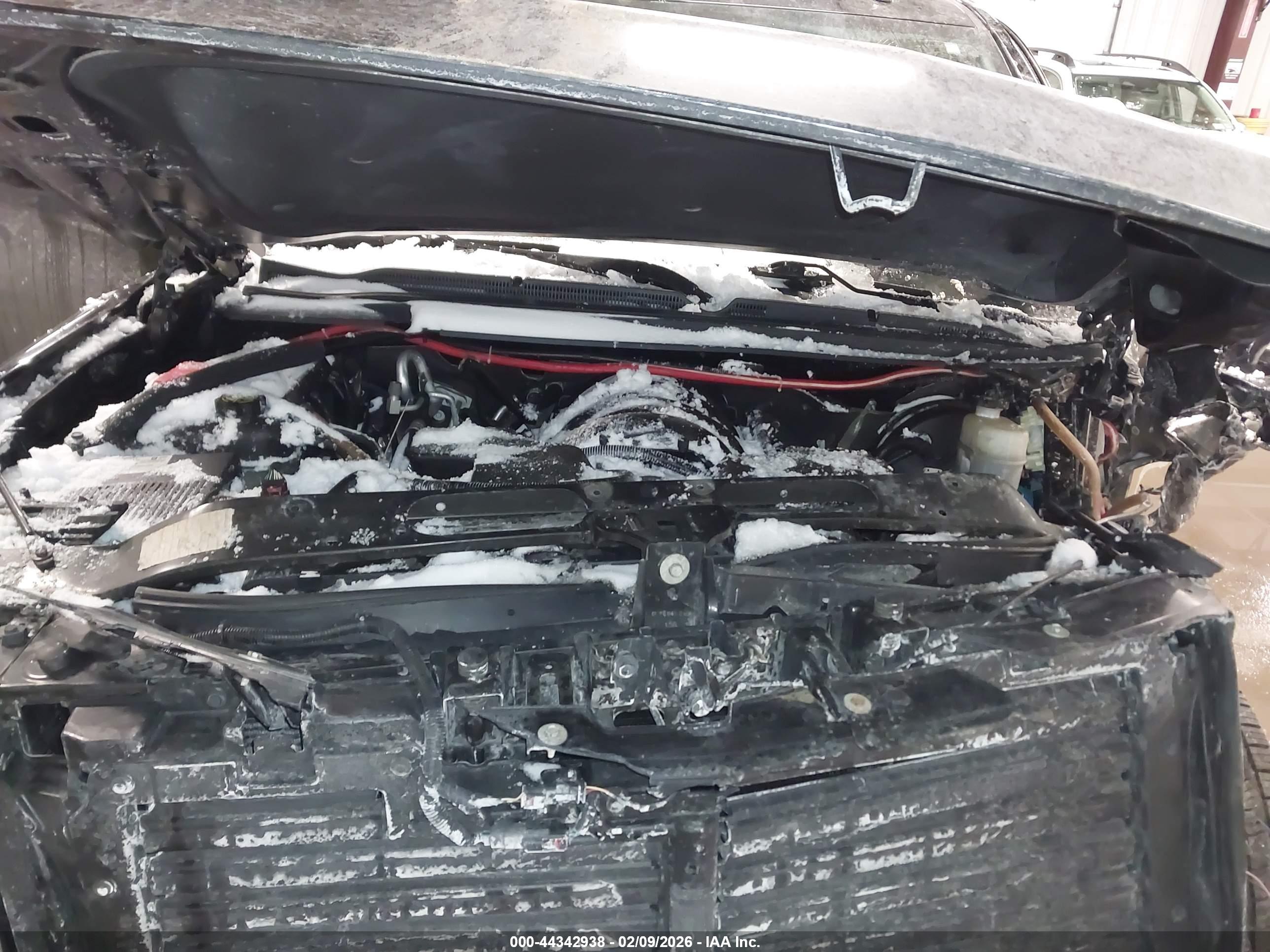 CHEVROLET TAHOE image 10