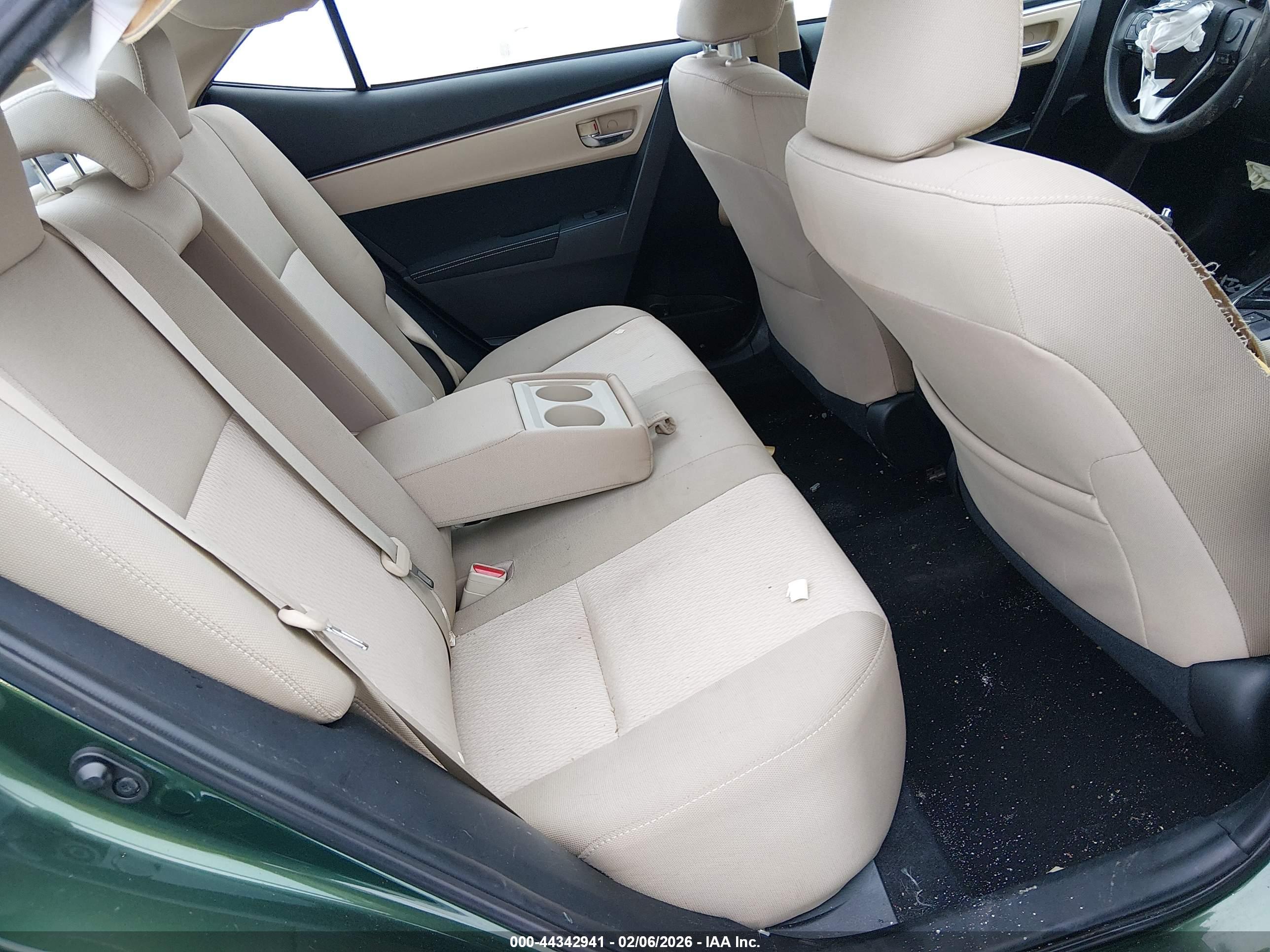 TOYOTA COROLLA image 8