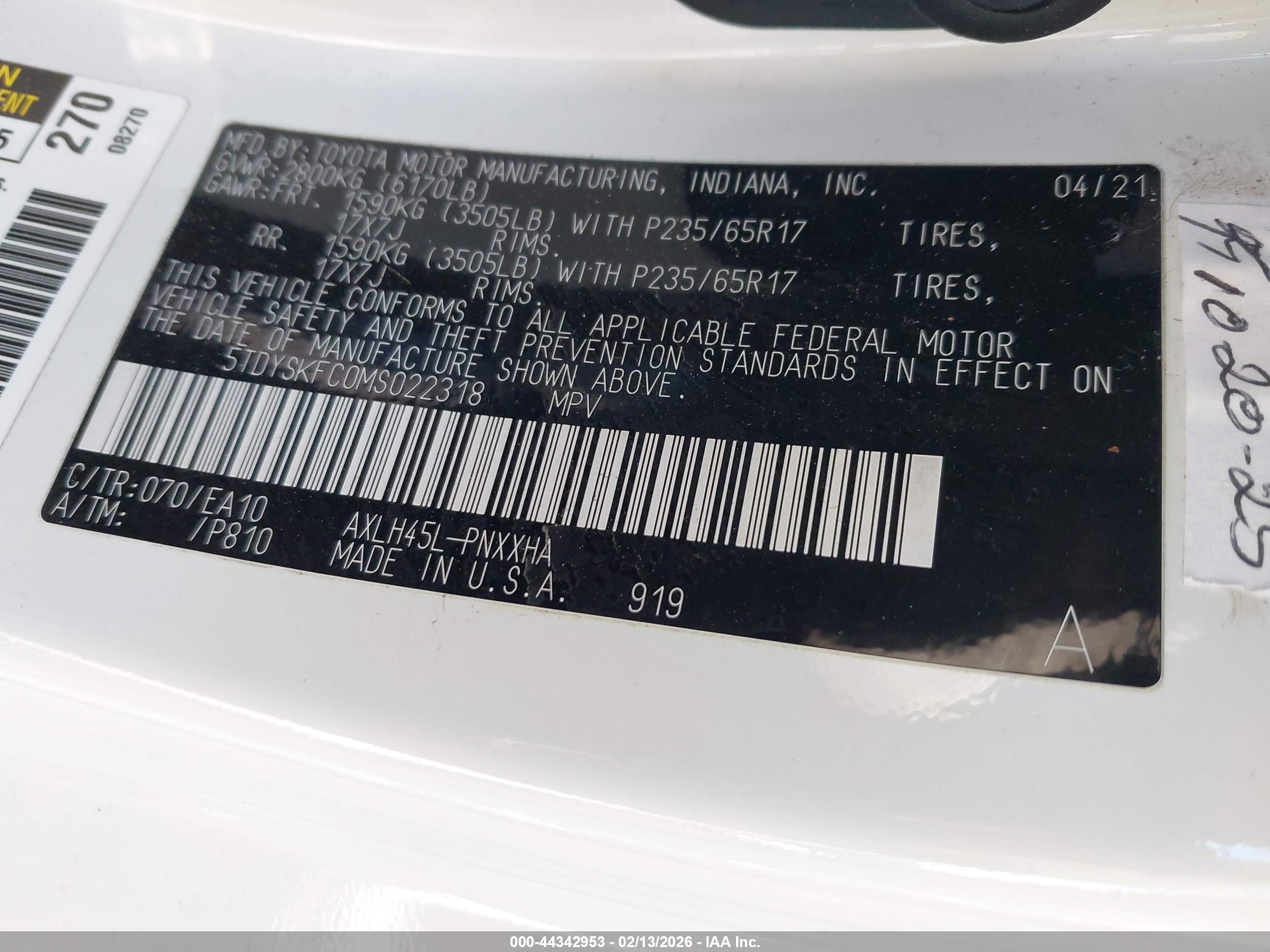 TOYOTA SIENNA image 9