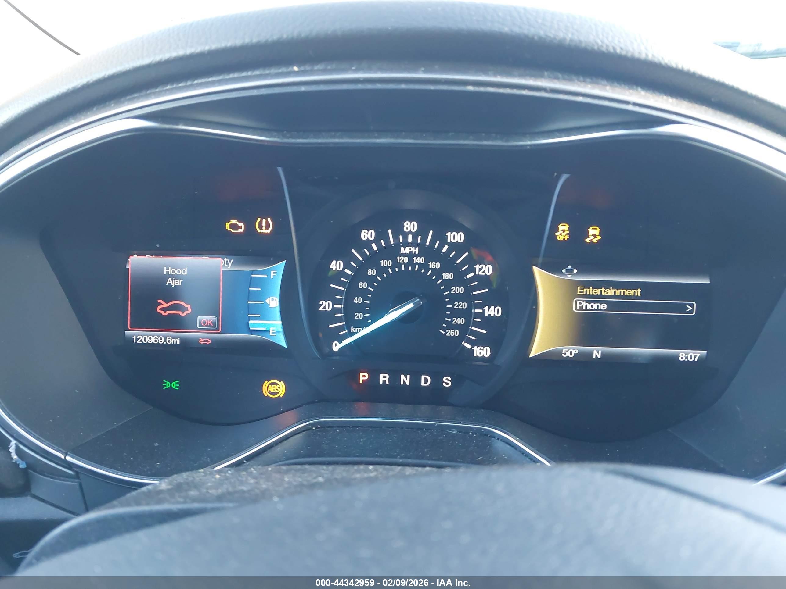 FORD FUSION image 7
