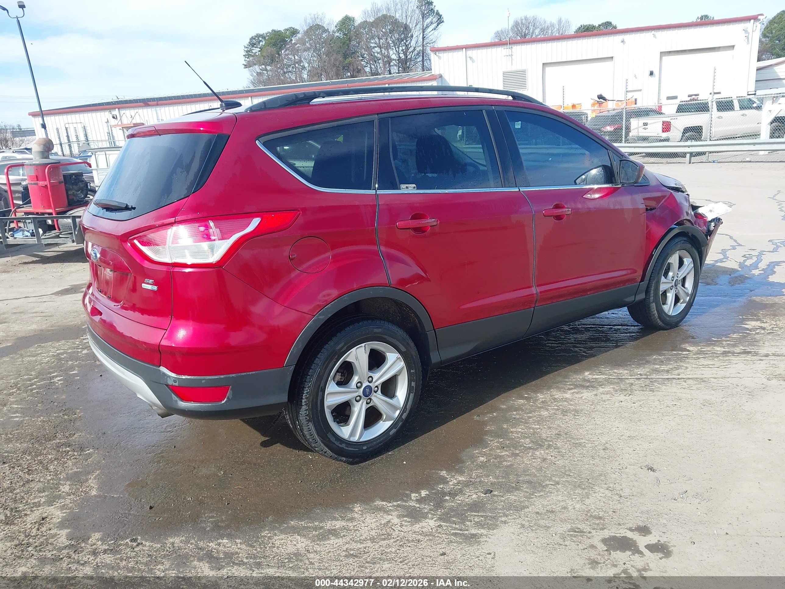 FORD ESCAPE image 4