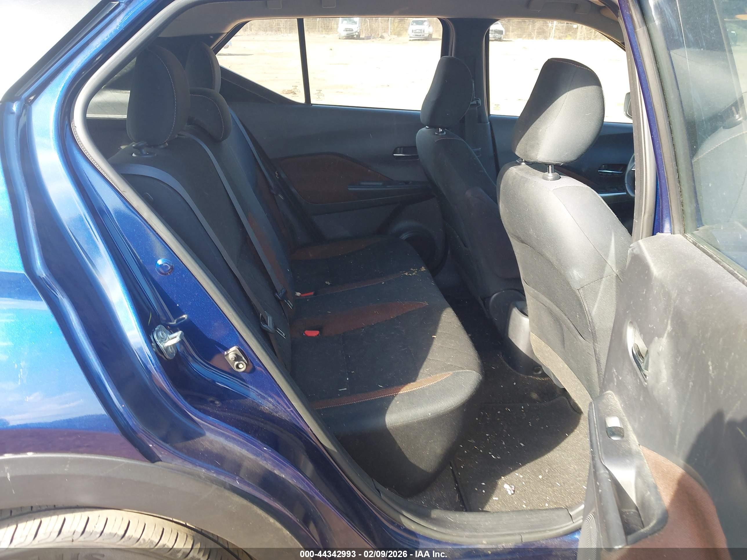 NISSAN KICKS image 8