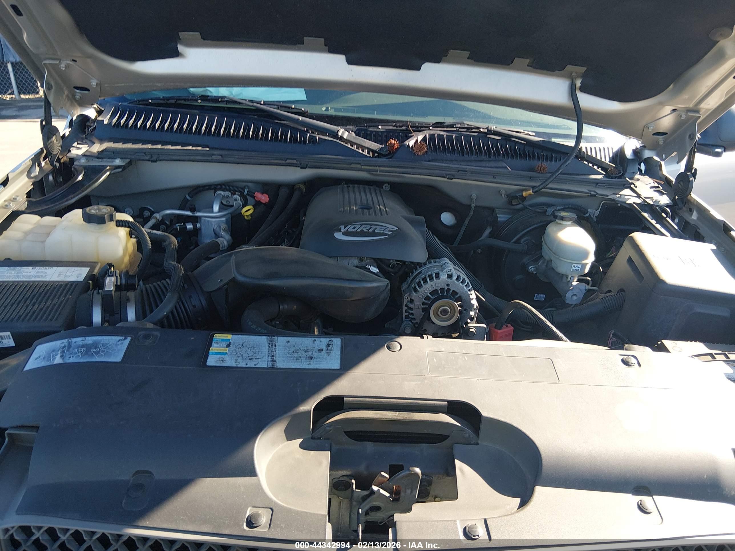 CHEVROLET SILVERADO image 10