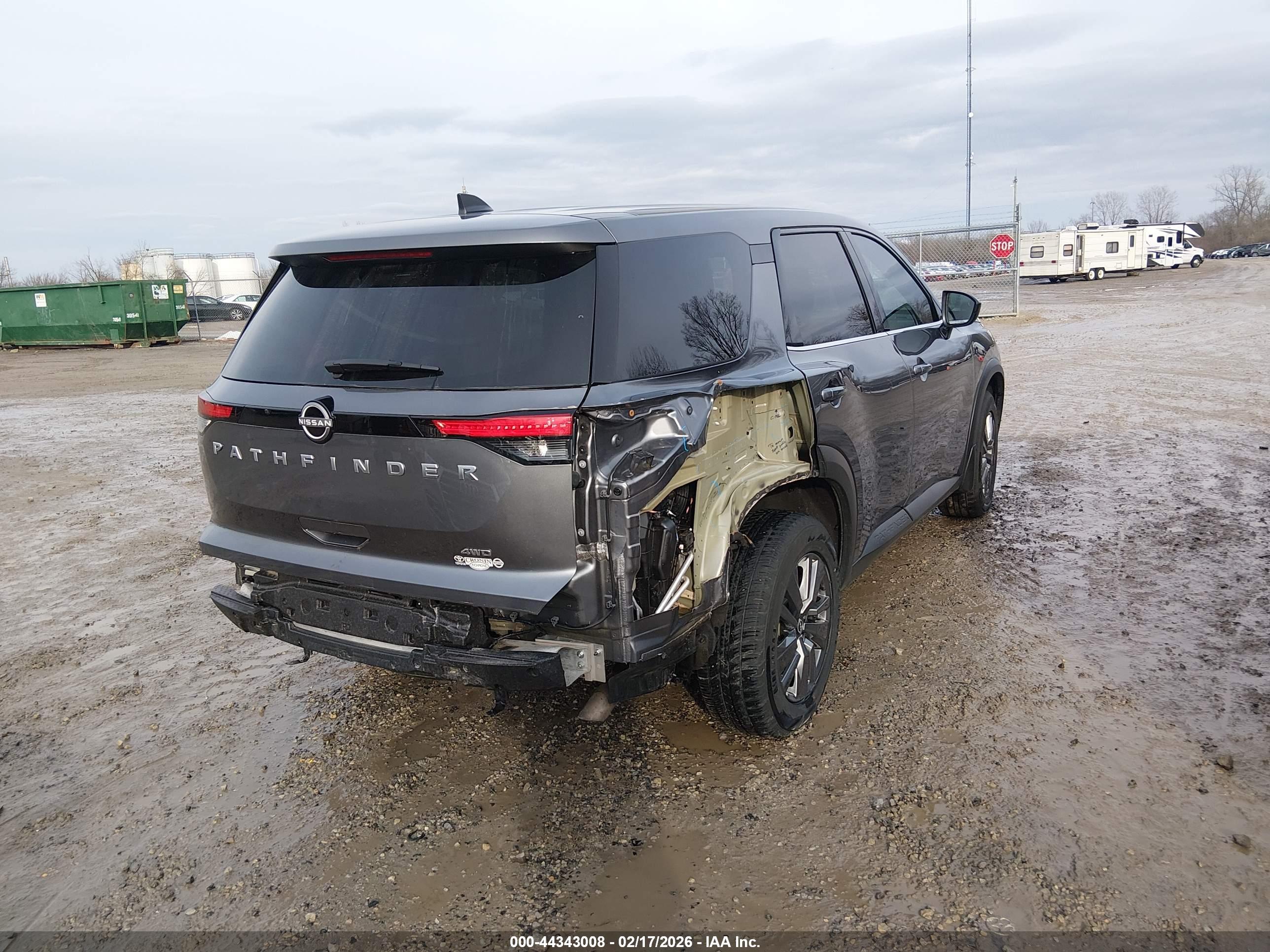 NISSAN PATHFINDER image 4