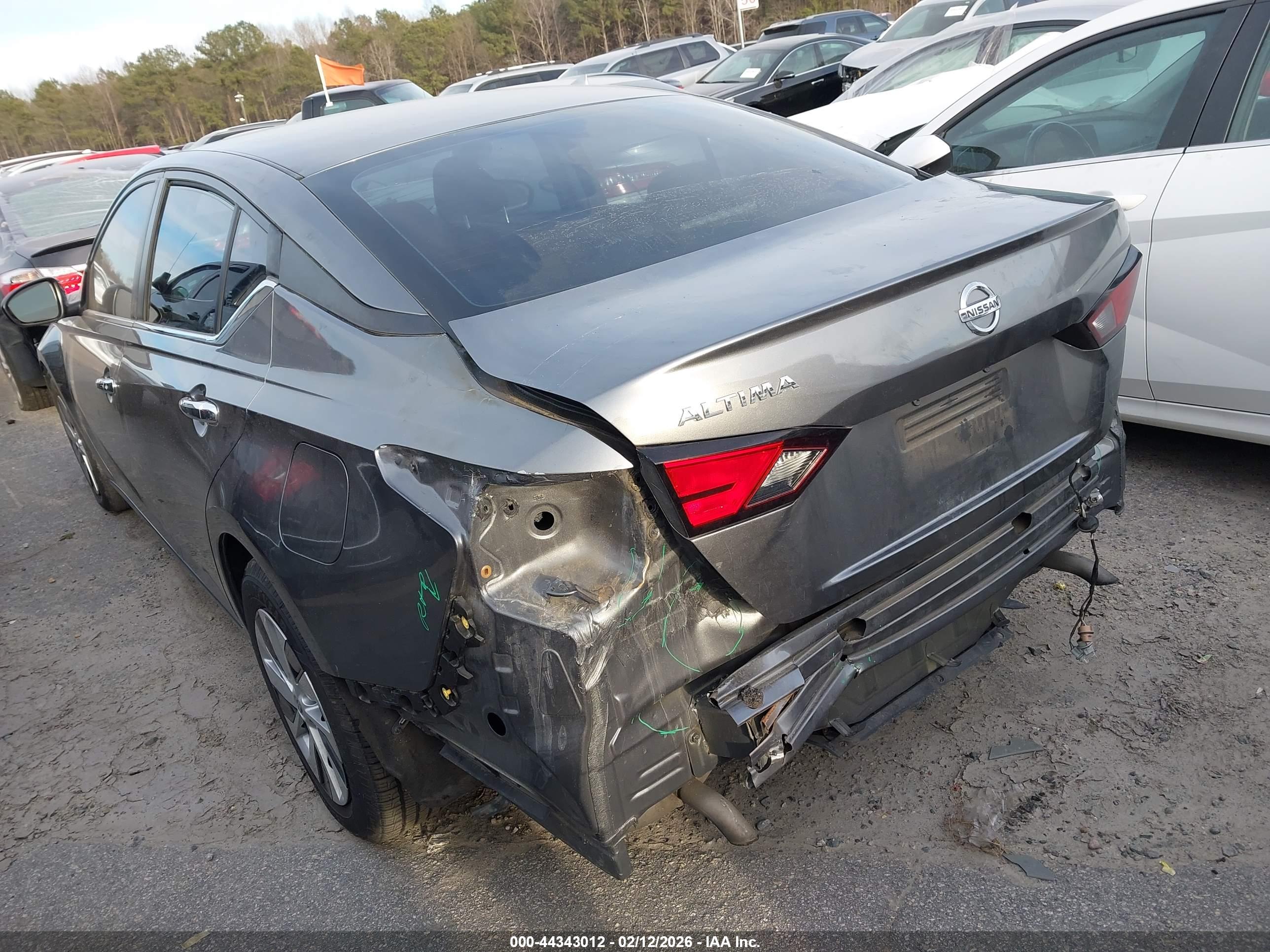 NISSAN ALTIMA image 3