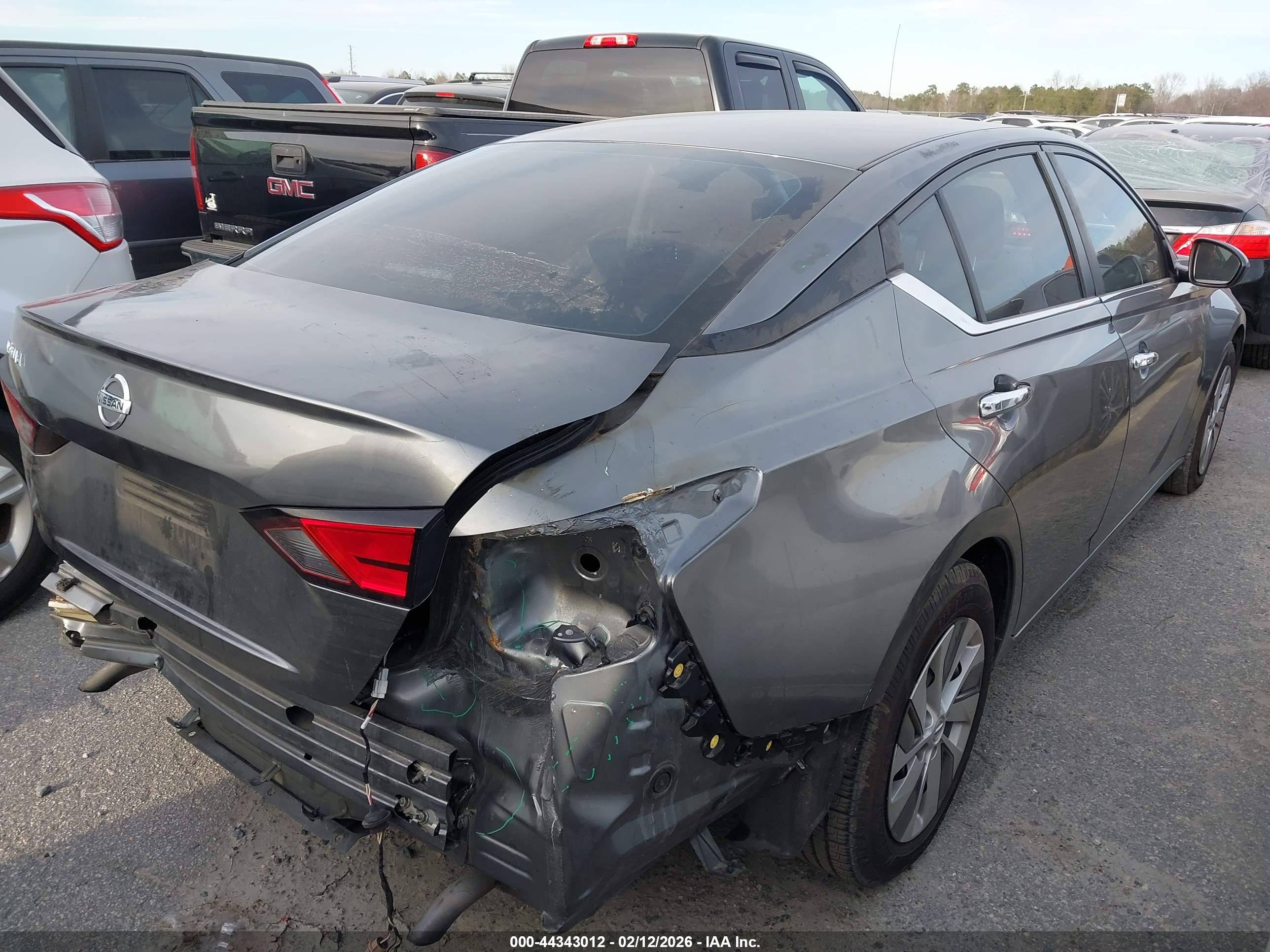 NISSAN ALTIMA image 4