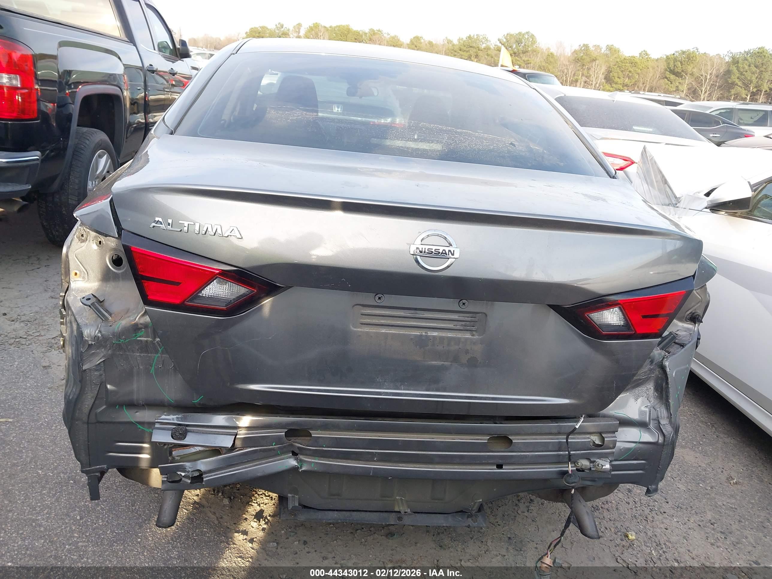 NISSAN ALTIMA image 6