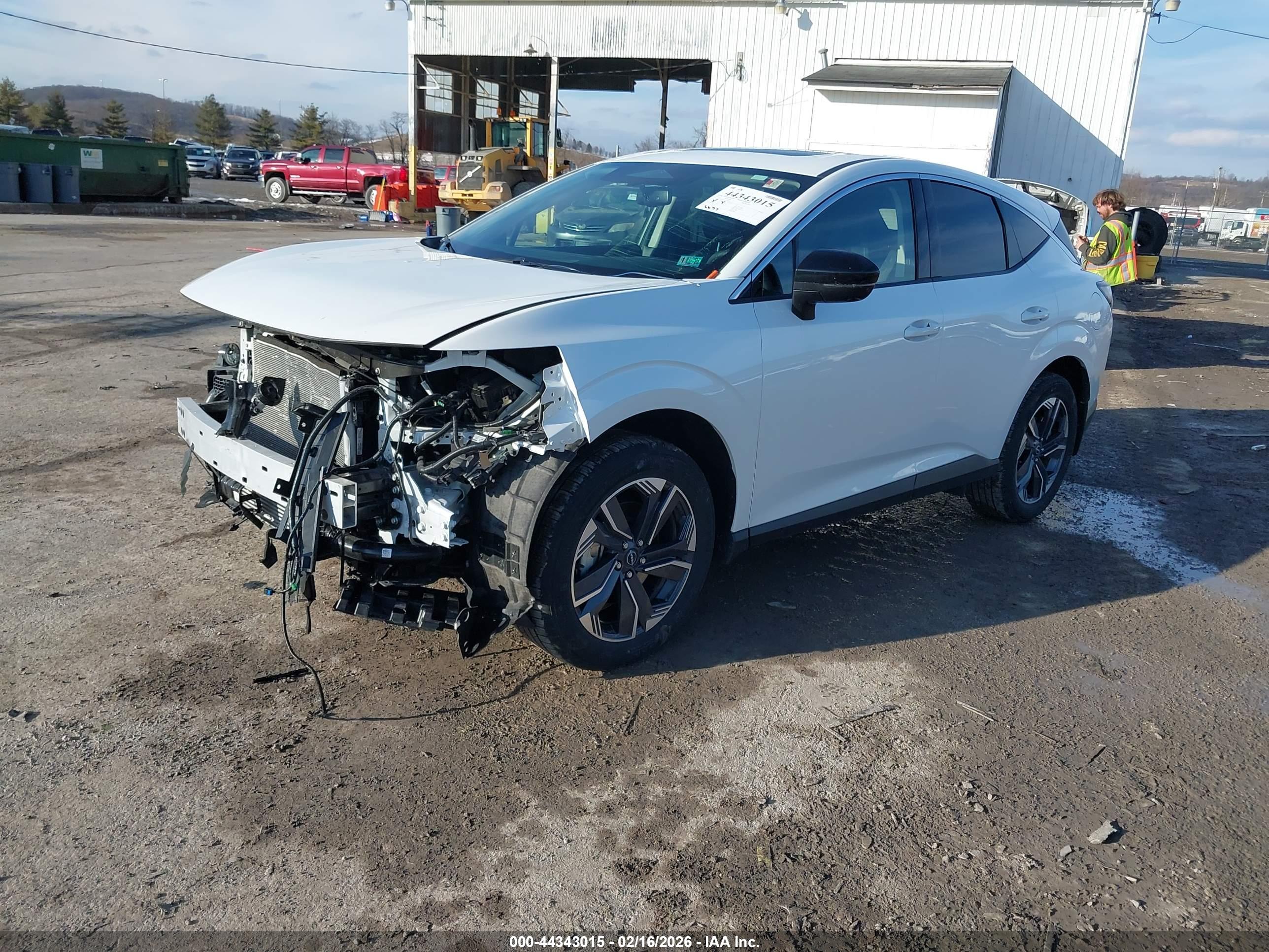 NISSAN MURANO image 2