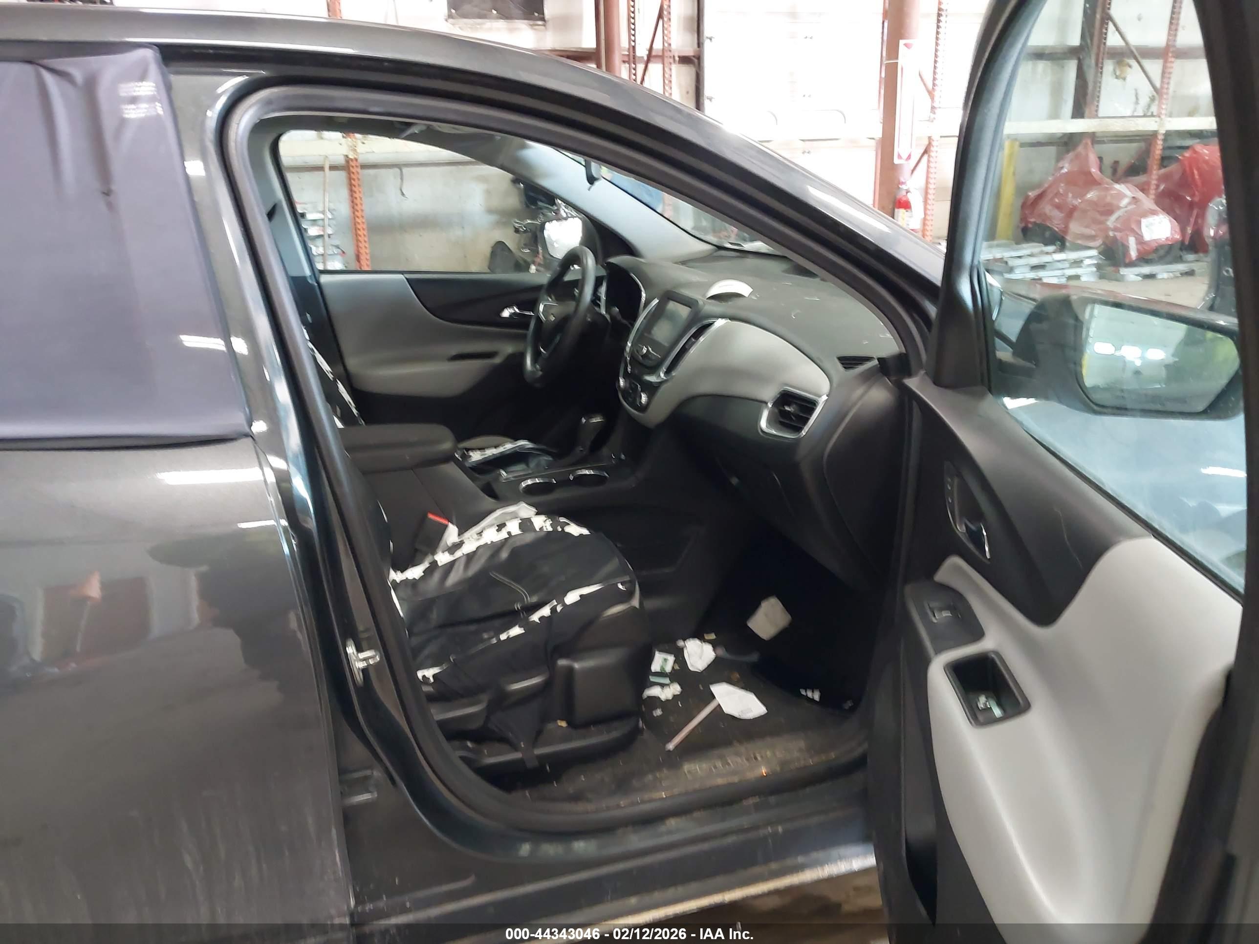 CHEVROLET EQUINOX image 5
