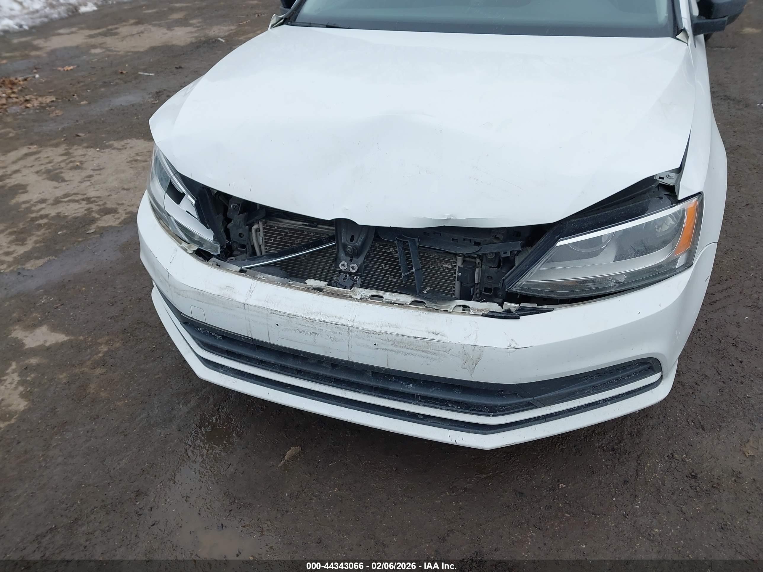 VOLKSWAGEN JETTA image 6