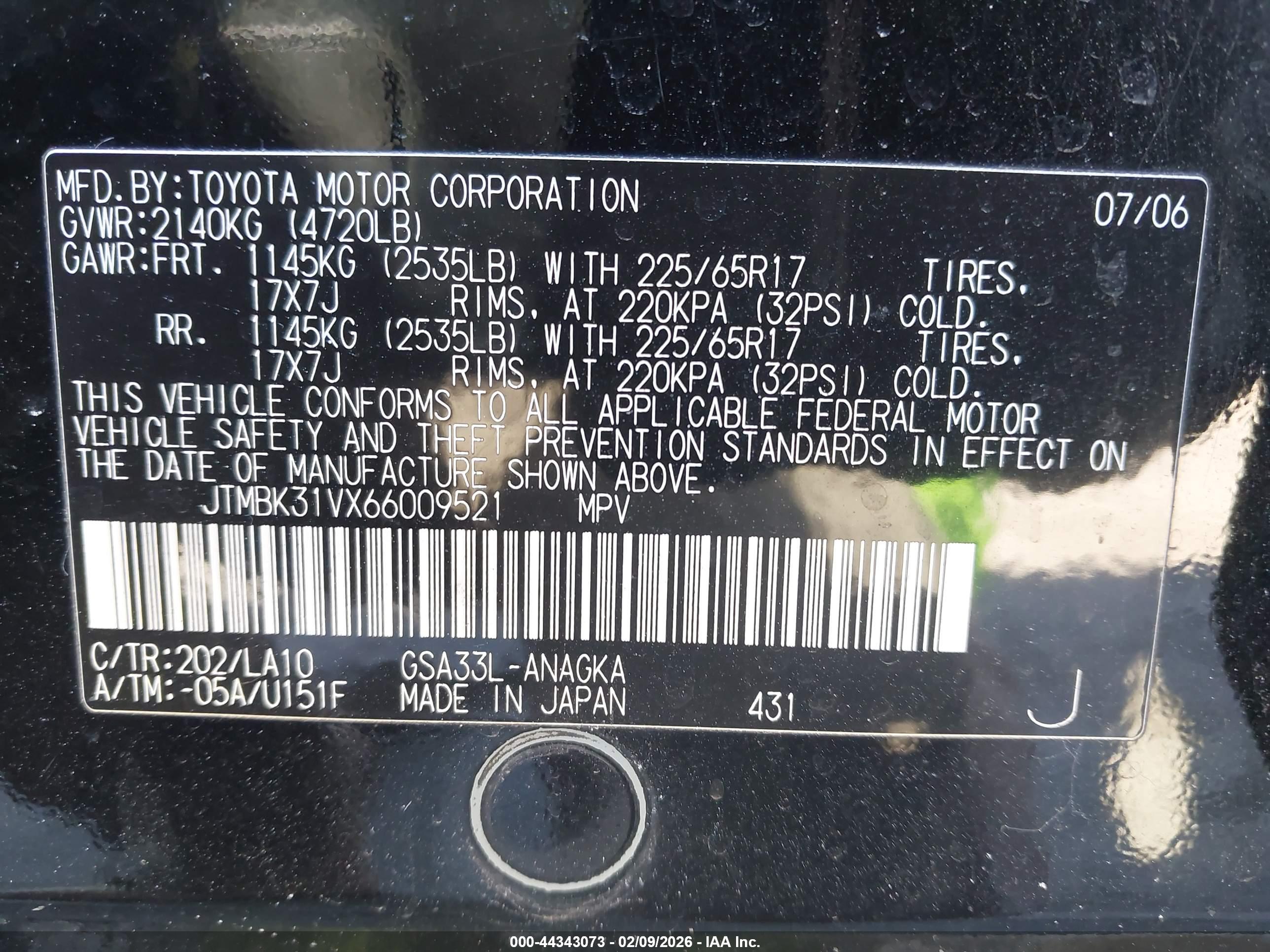TOYOTA RAV4 image 9