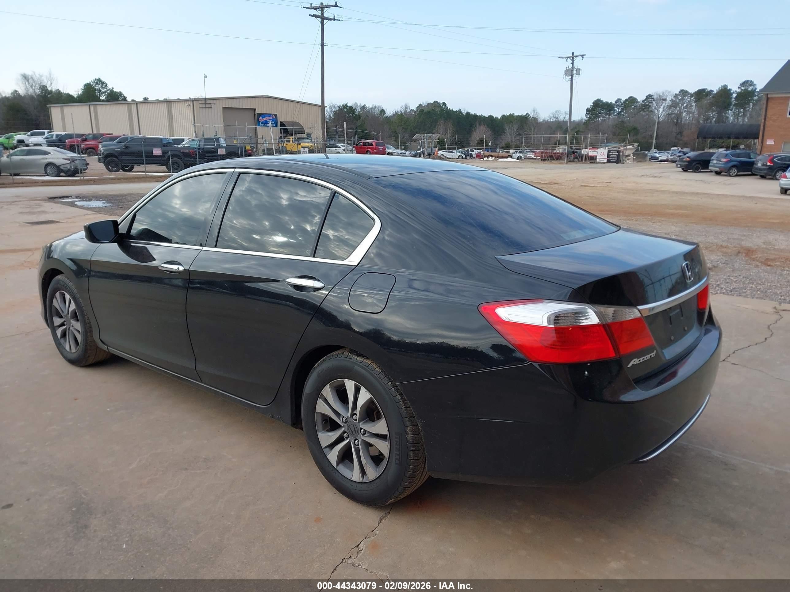 HONDA ACCORD image 3