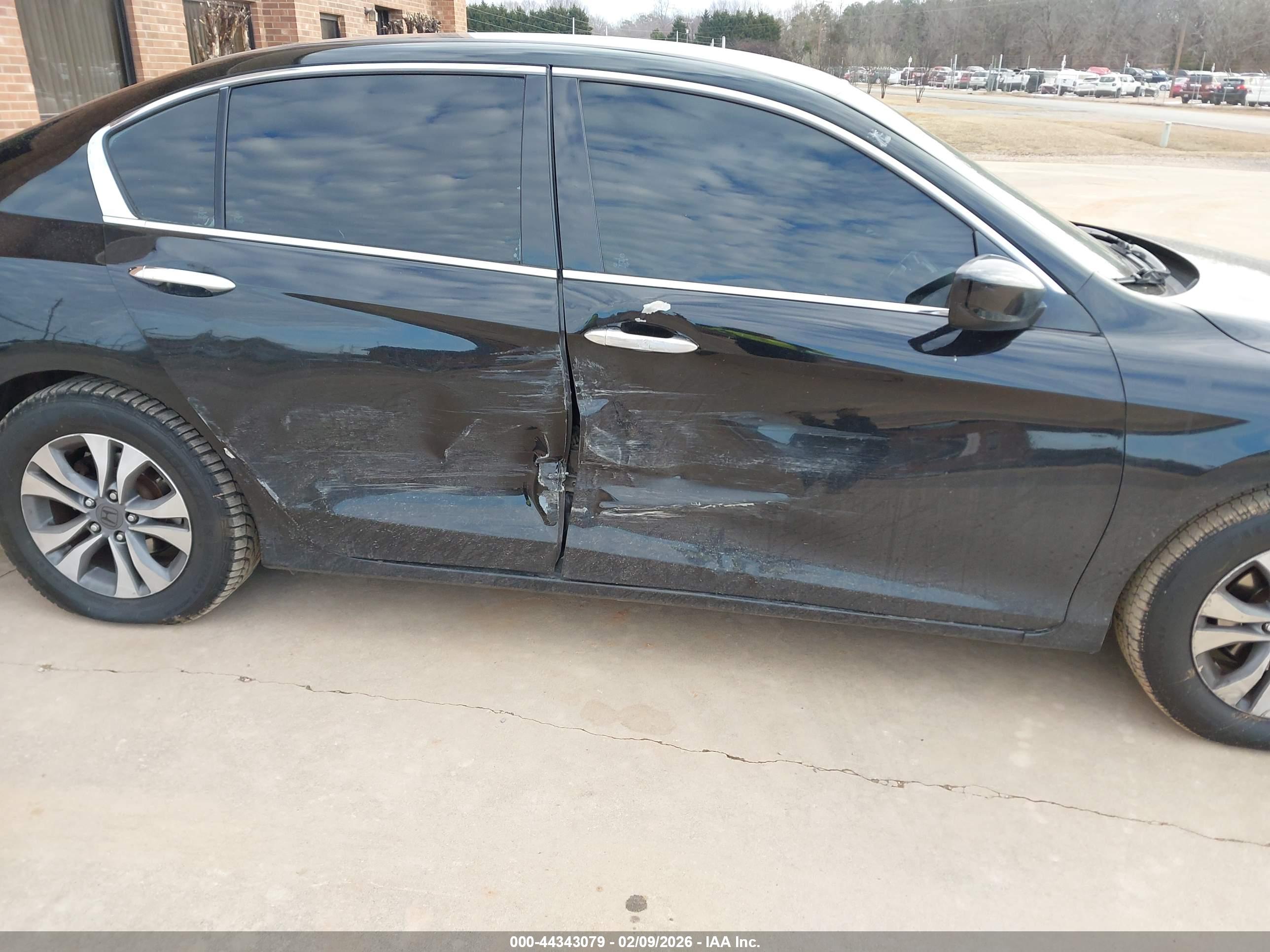 HONDA ACCORD image 6