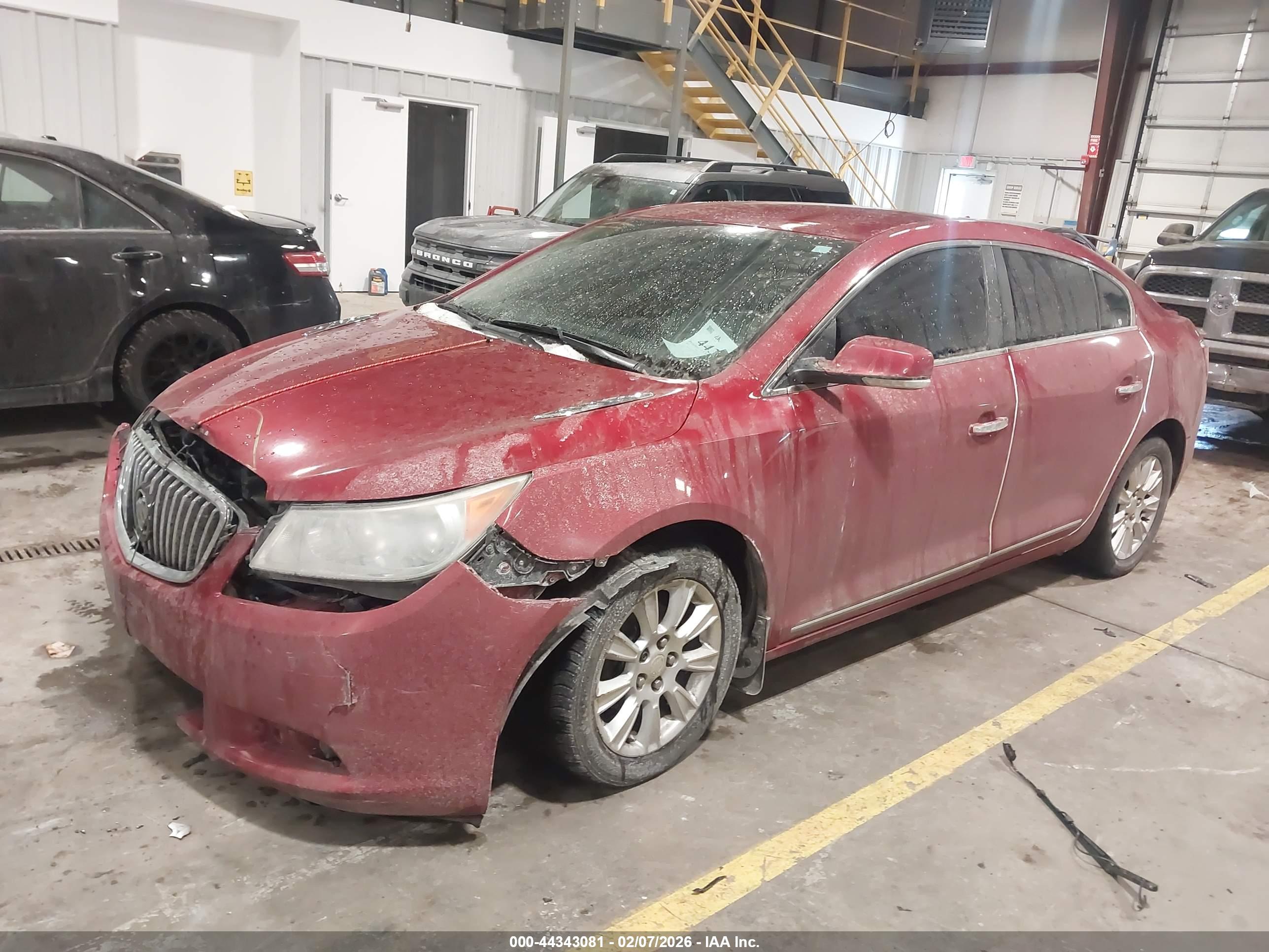 BUICK LACROSSE image 2