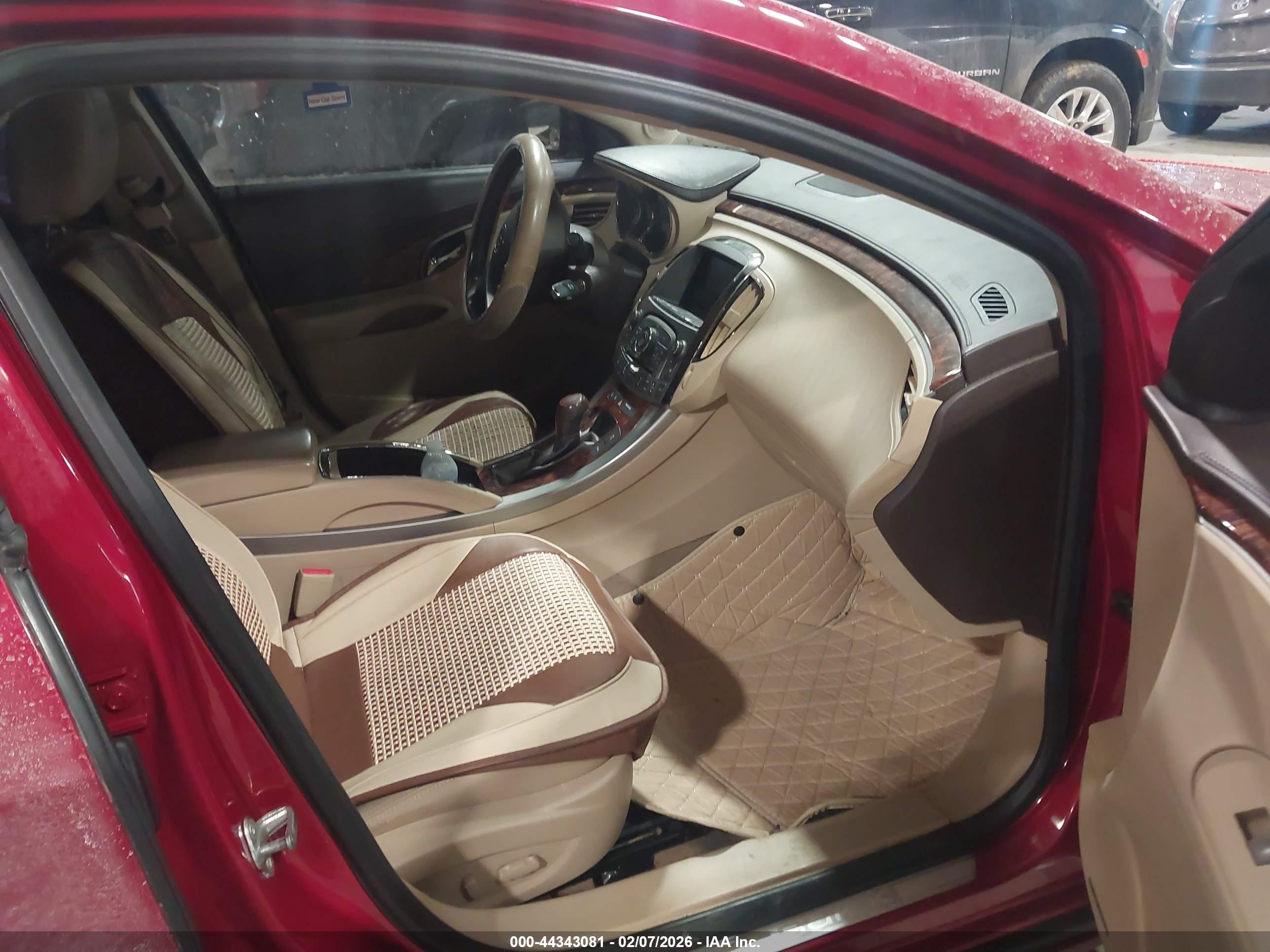 BUICK LACROSSE image 5