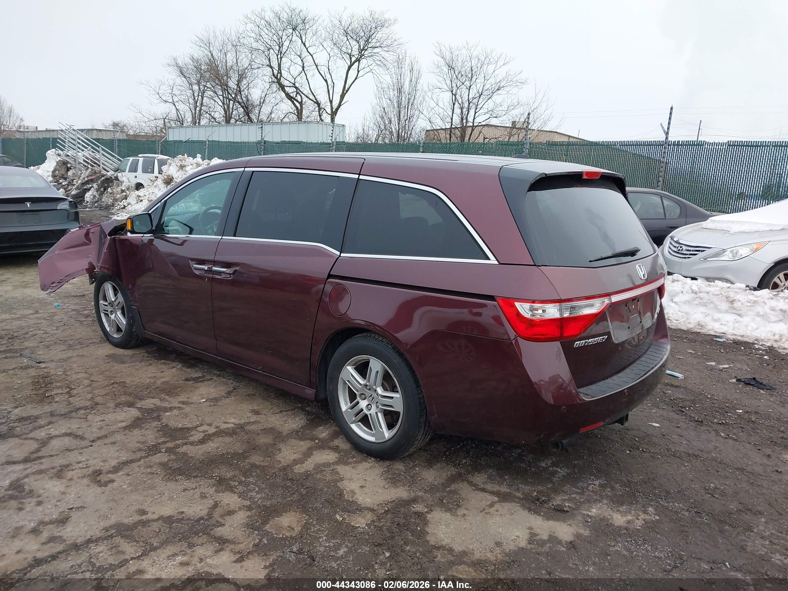 HONDA ODYSSEY image 3