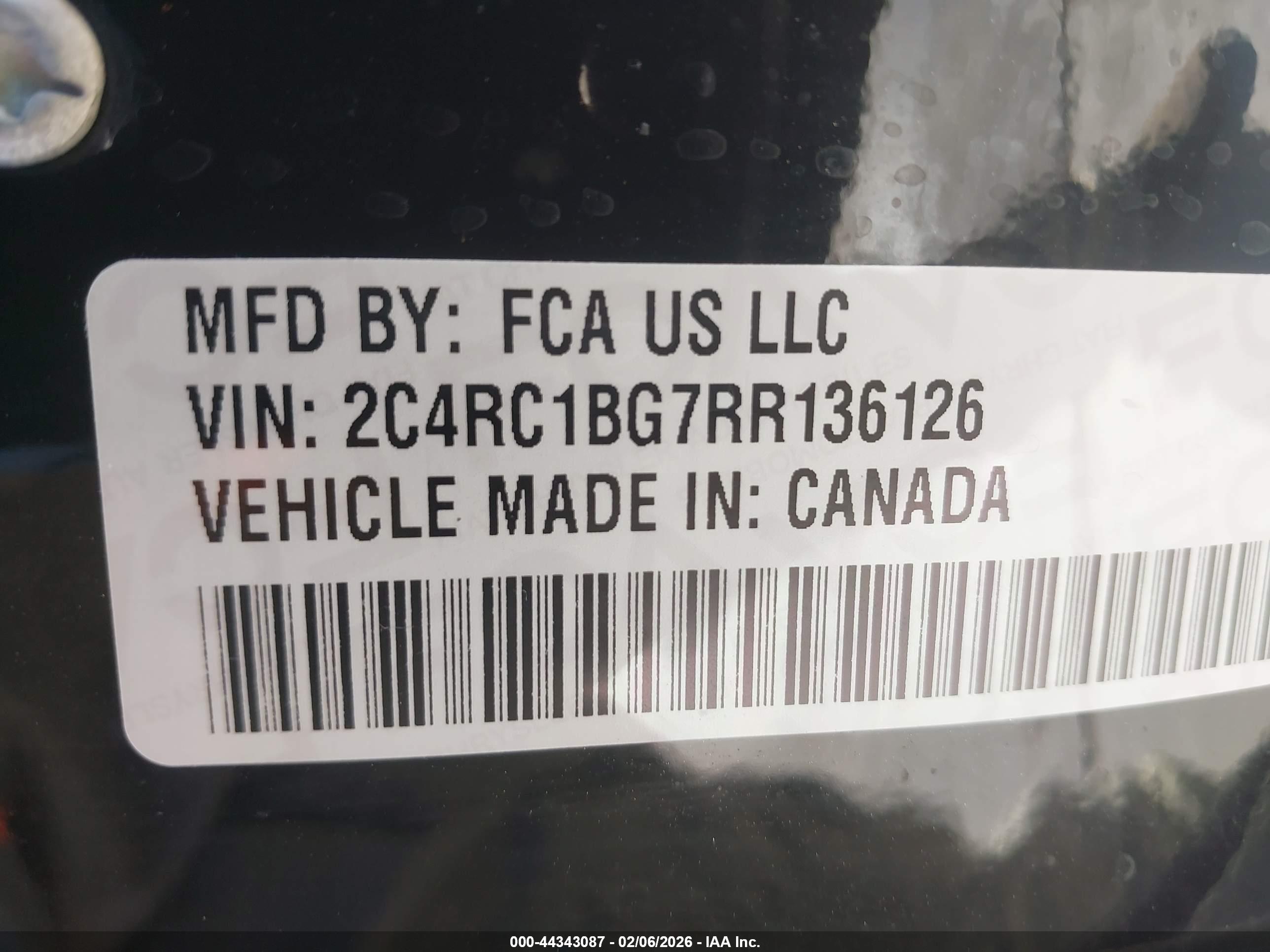 CHRYSLER PACIFICA image 9