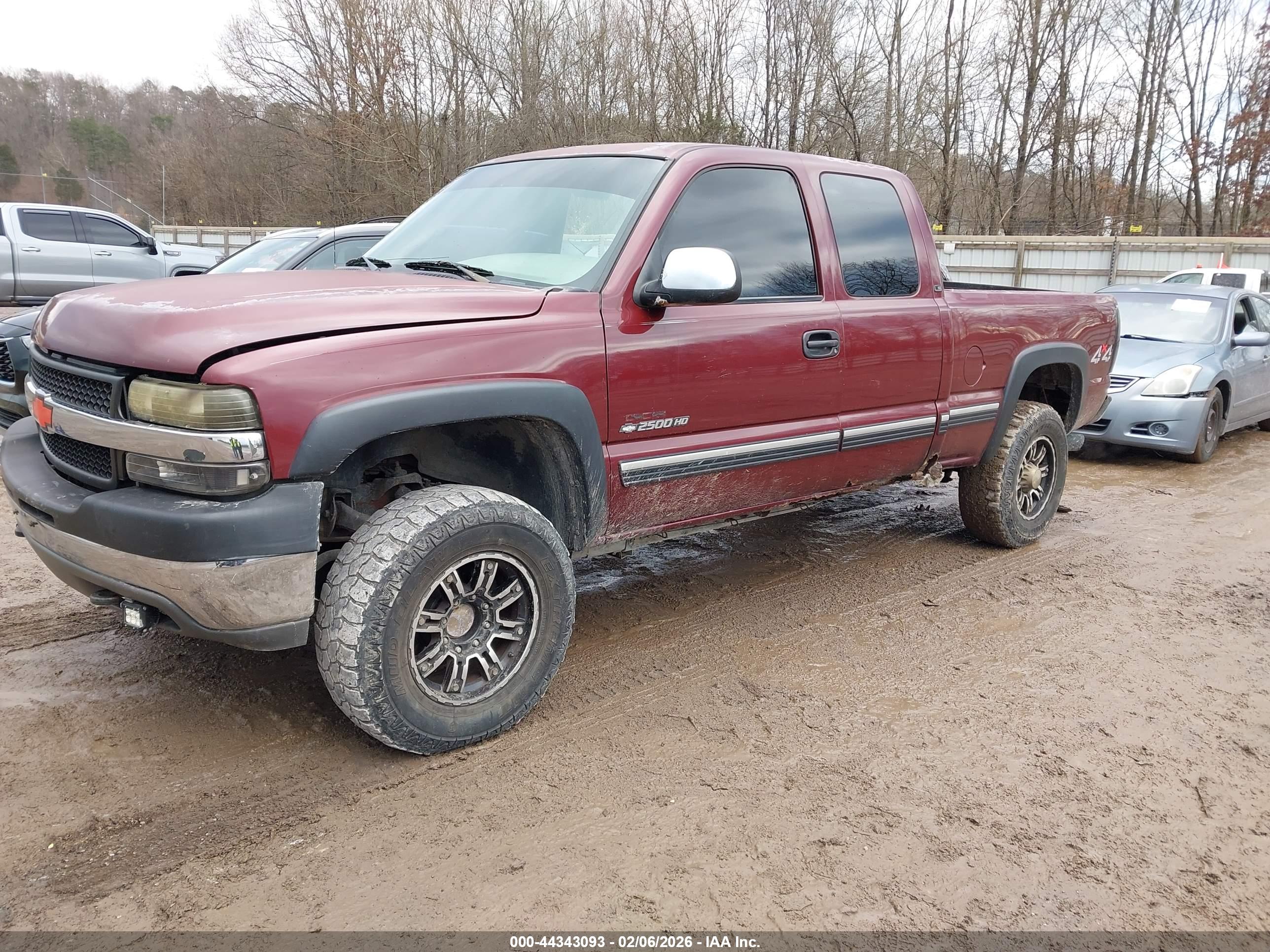 CHEVROLET SILVERADO image 2
