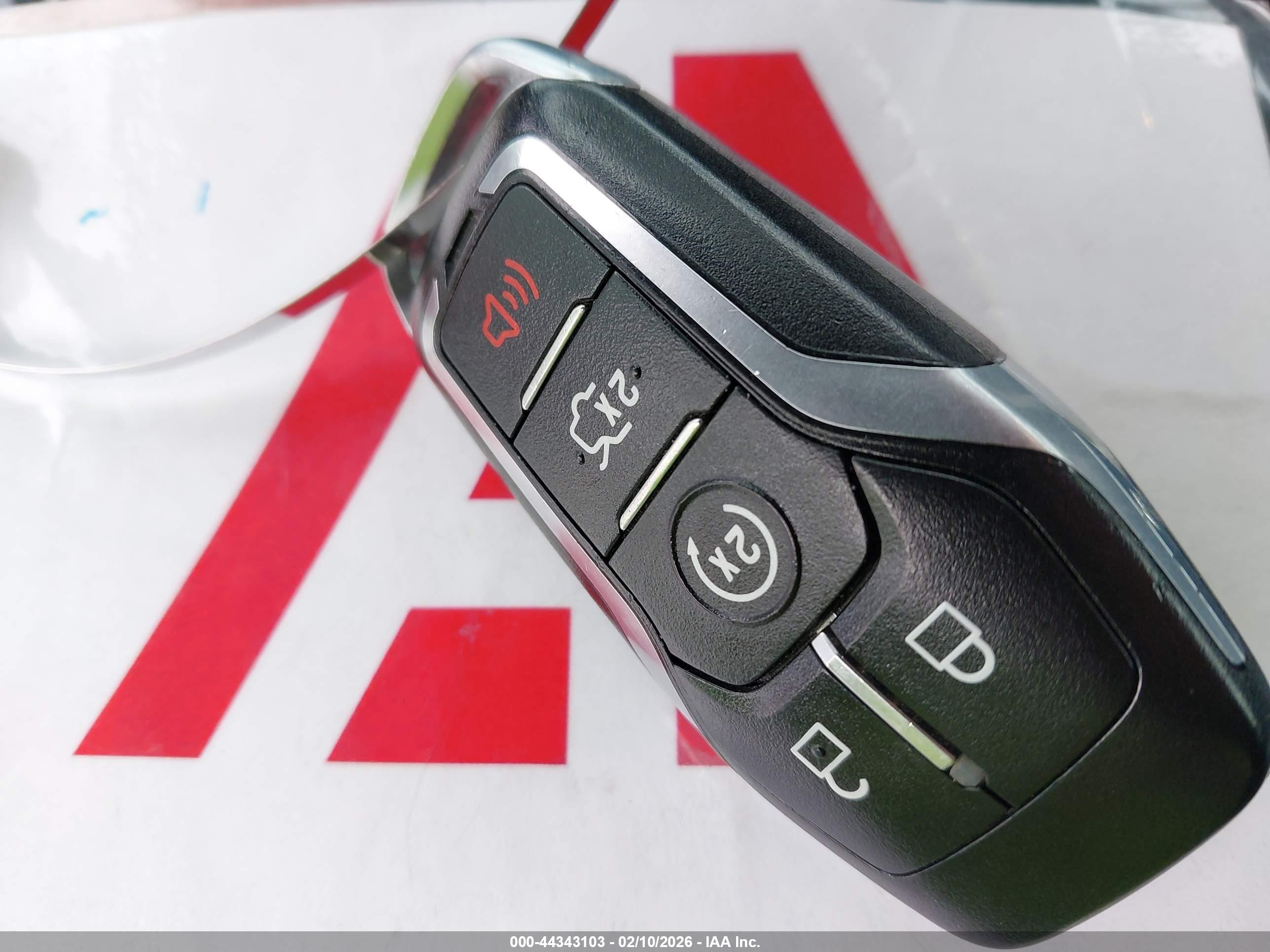 FORD EXPLORER image 11
