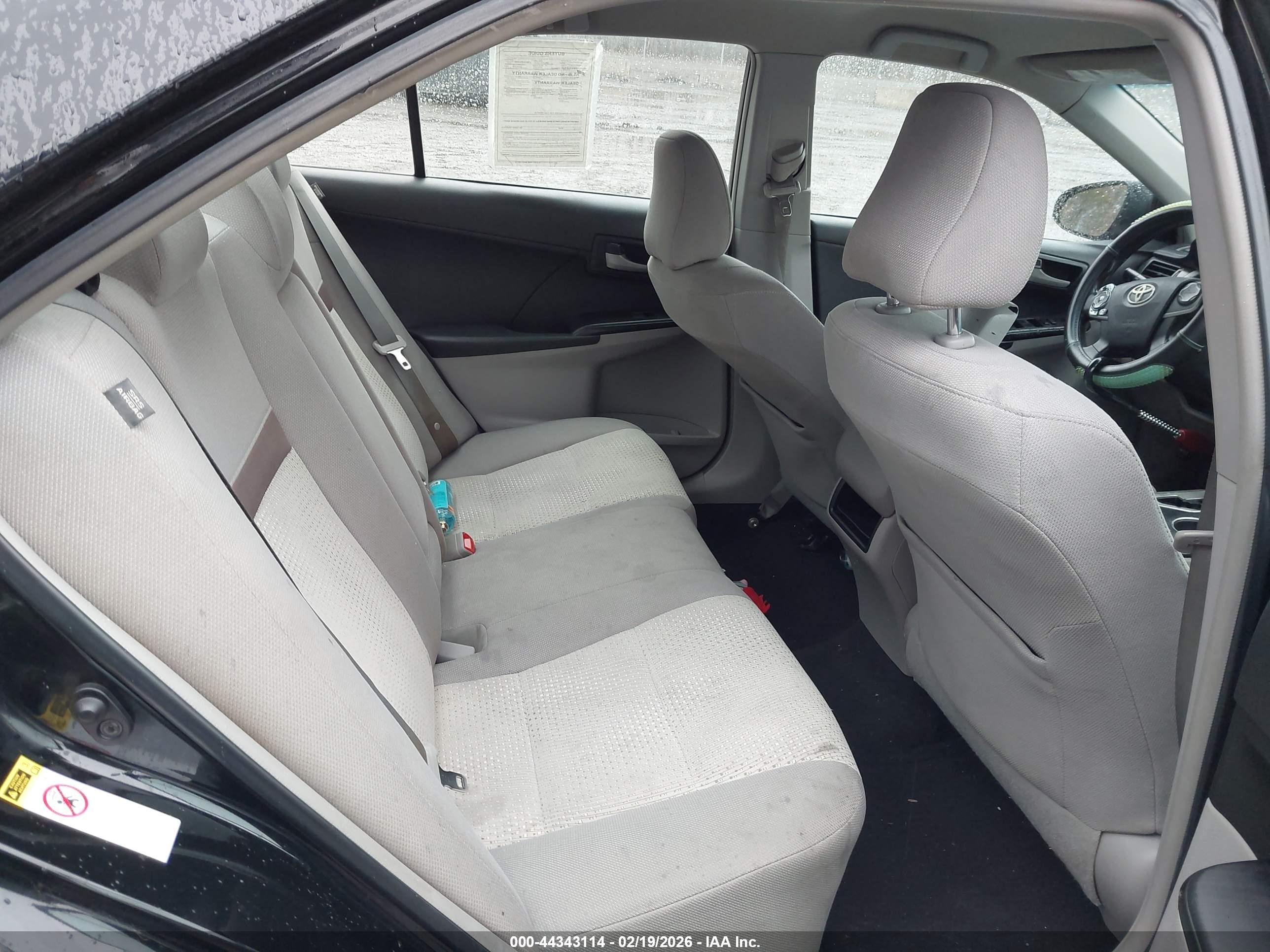 TOYOTA CAMRY image 8