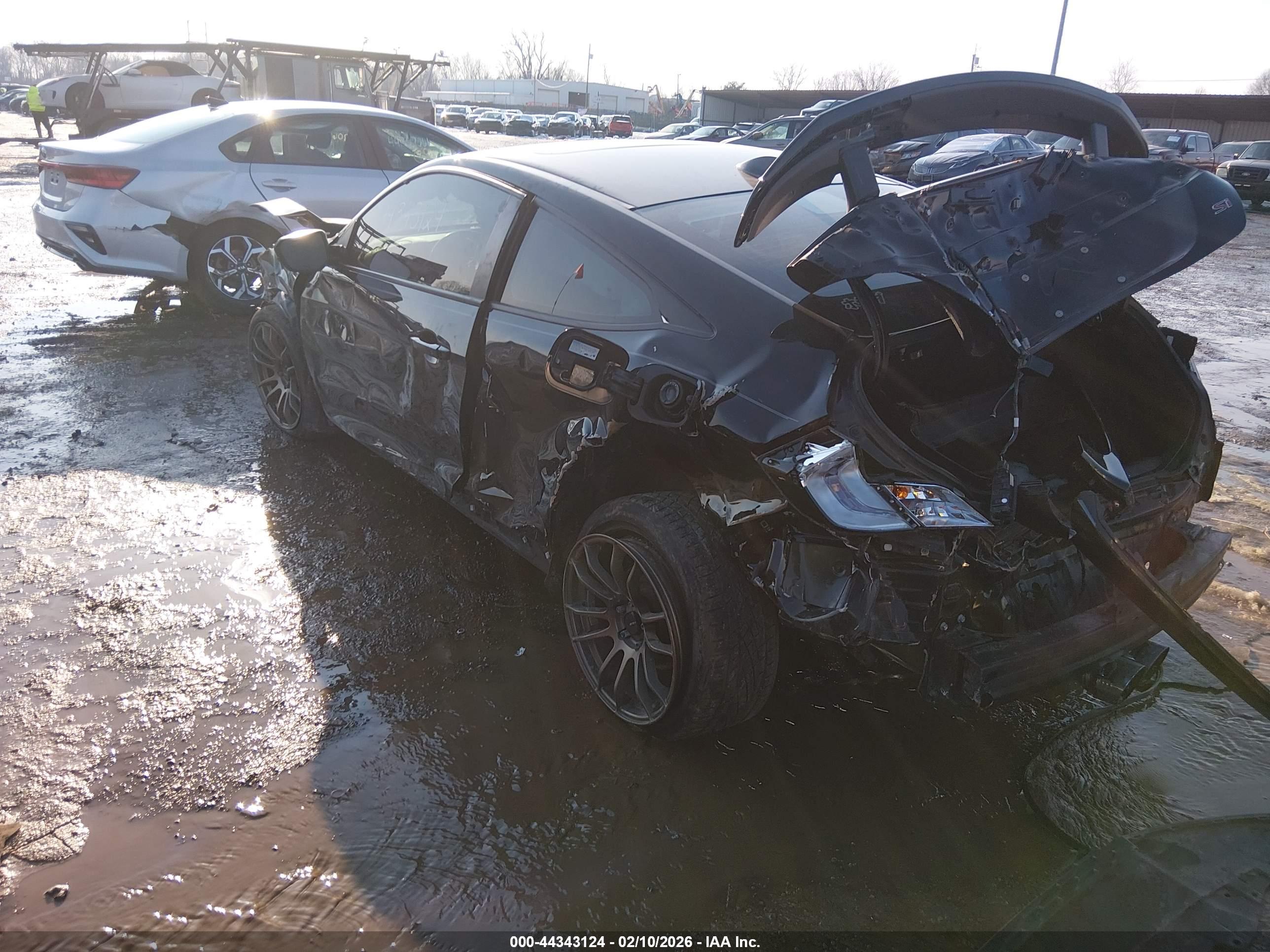 HONDA CIVIC image 3