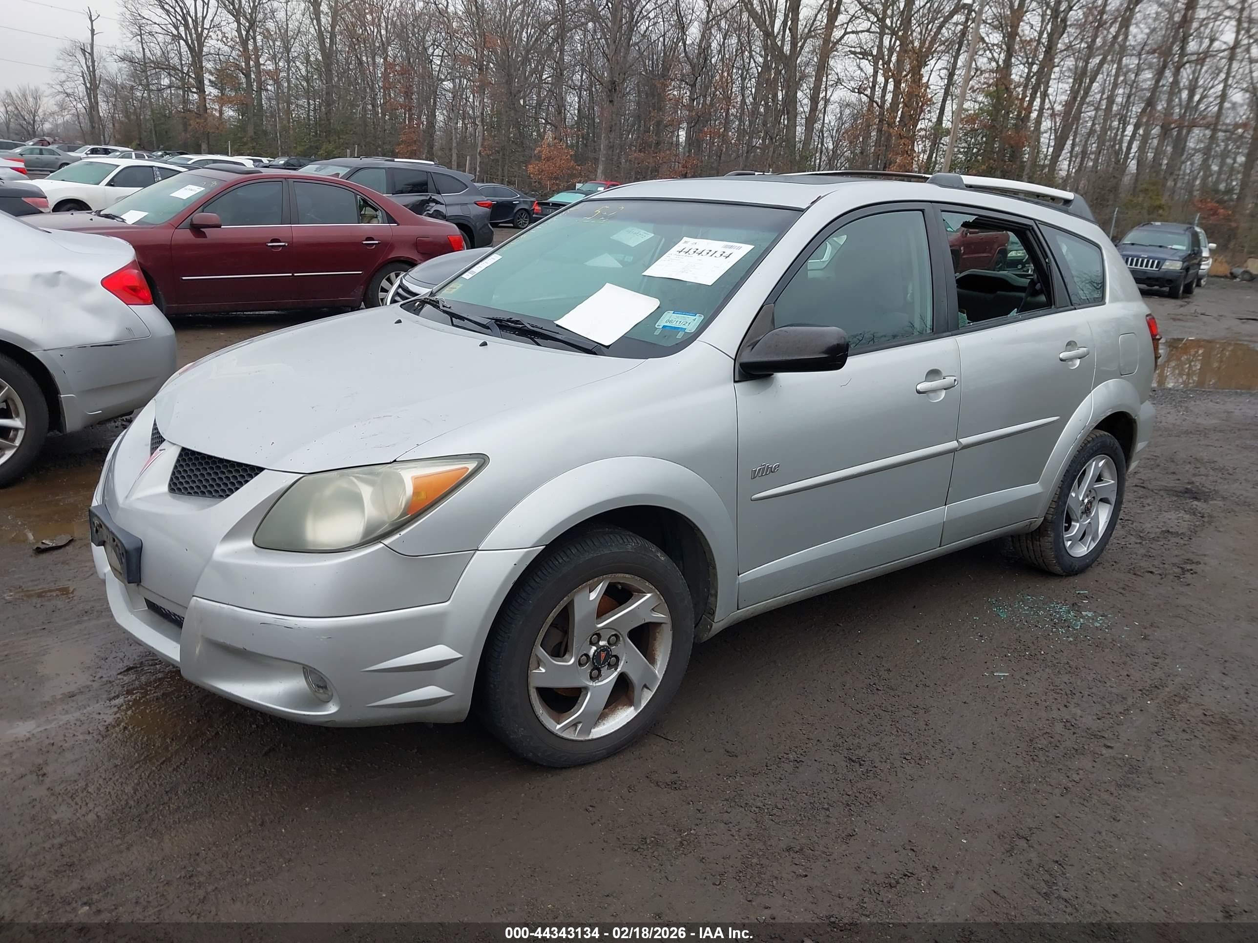 PONTIAC VIBE image 2