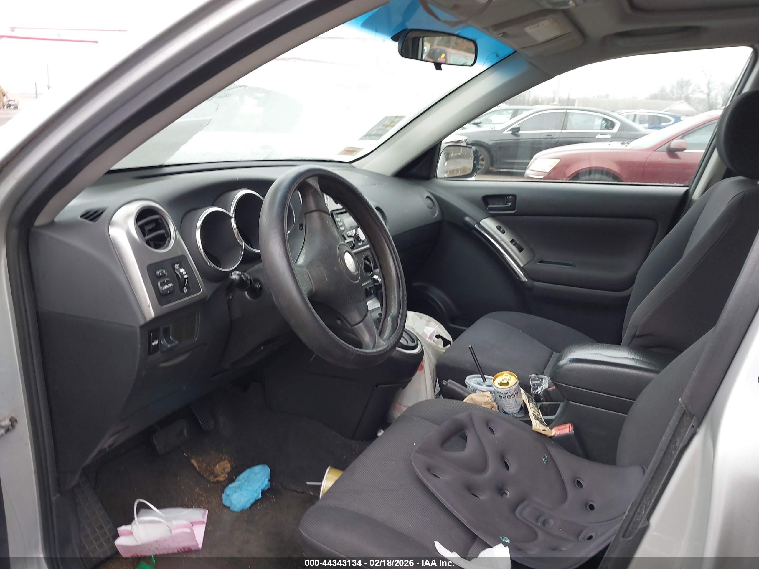 PONTIAC VIBE image 5