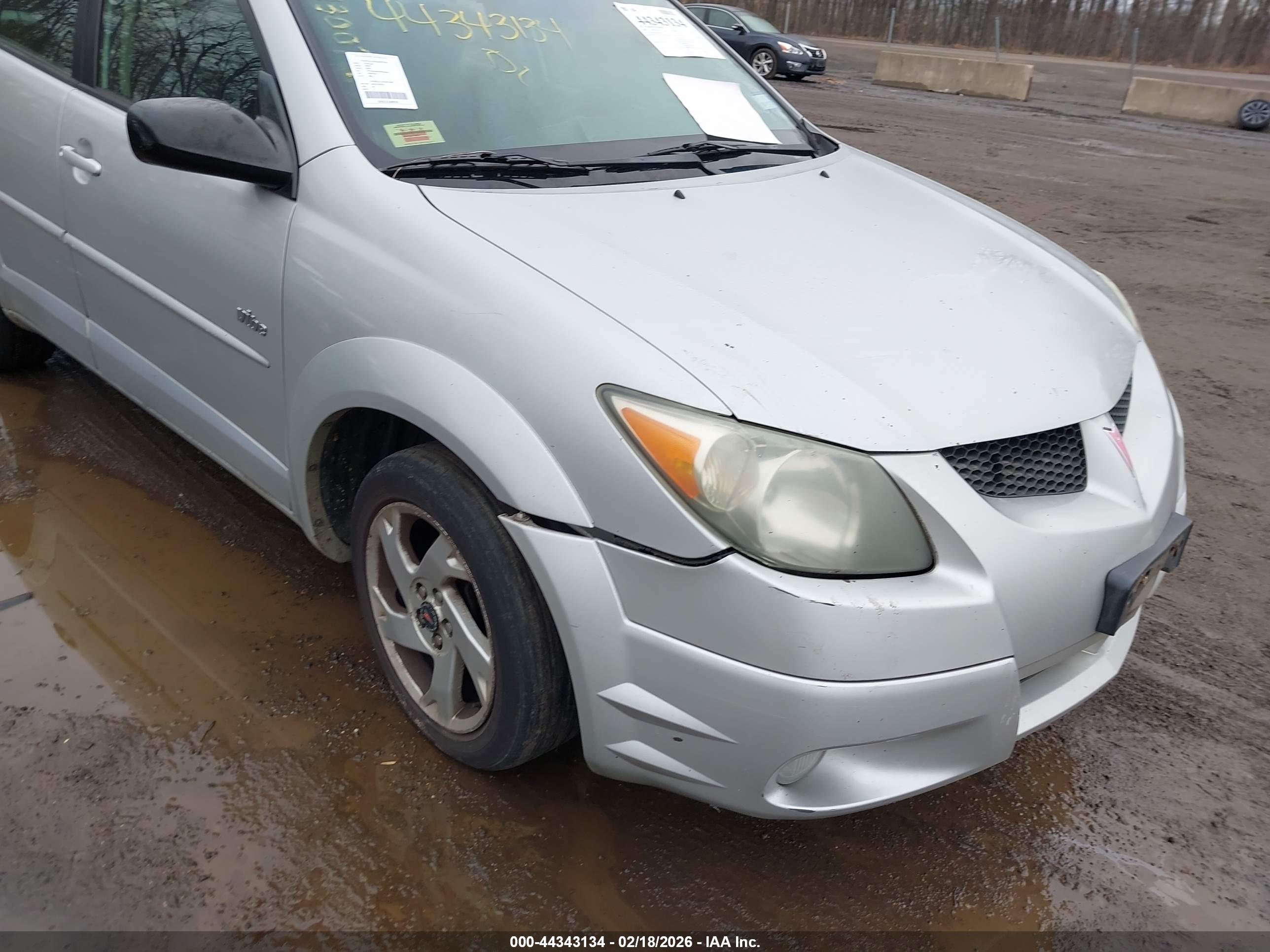 PONTIAC VIBE image 6