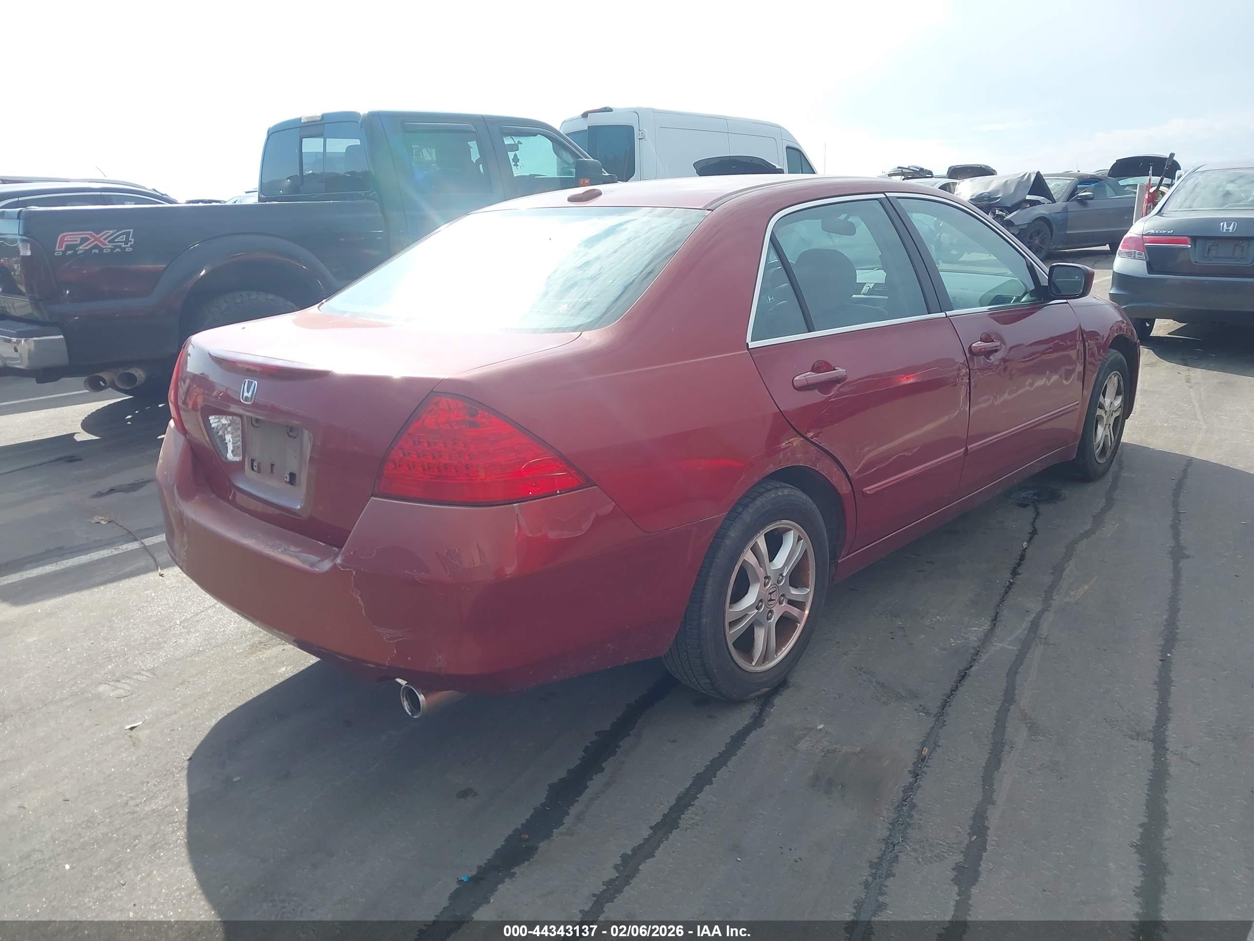 HONDA ACCORD image 4