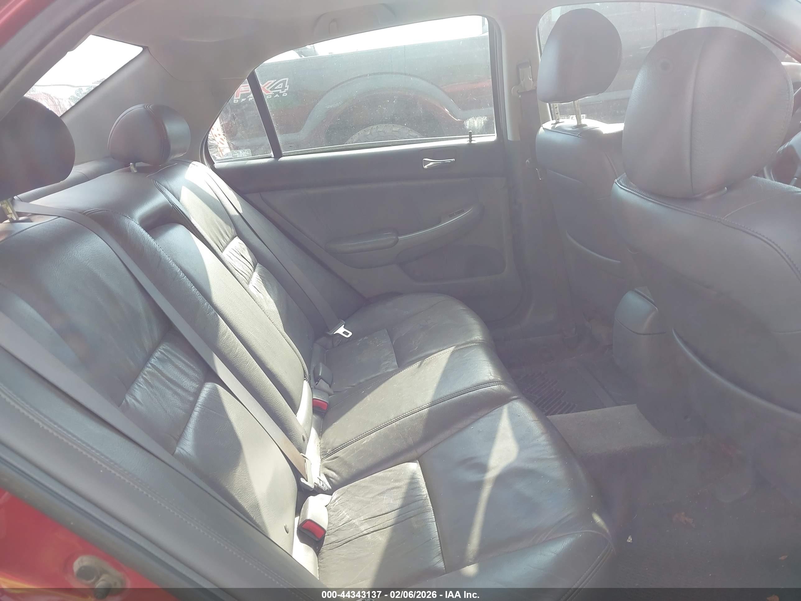 HONDA ACCORD image 8