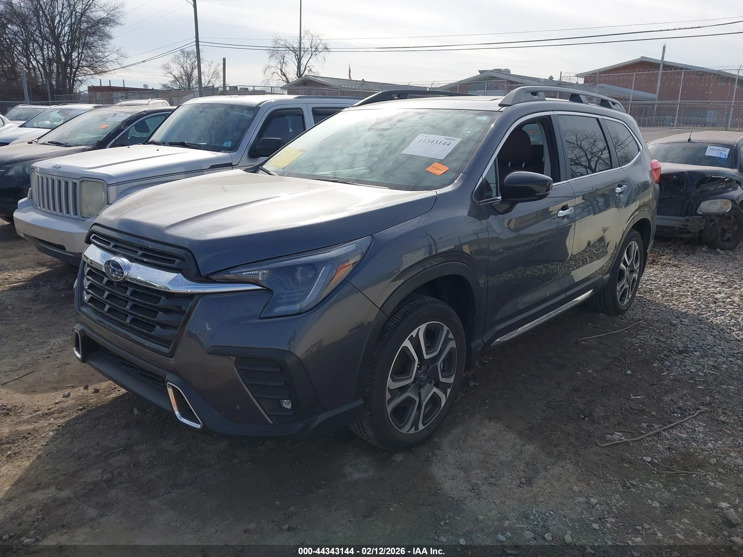 SUBARU ASCENT image 2