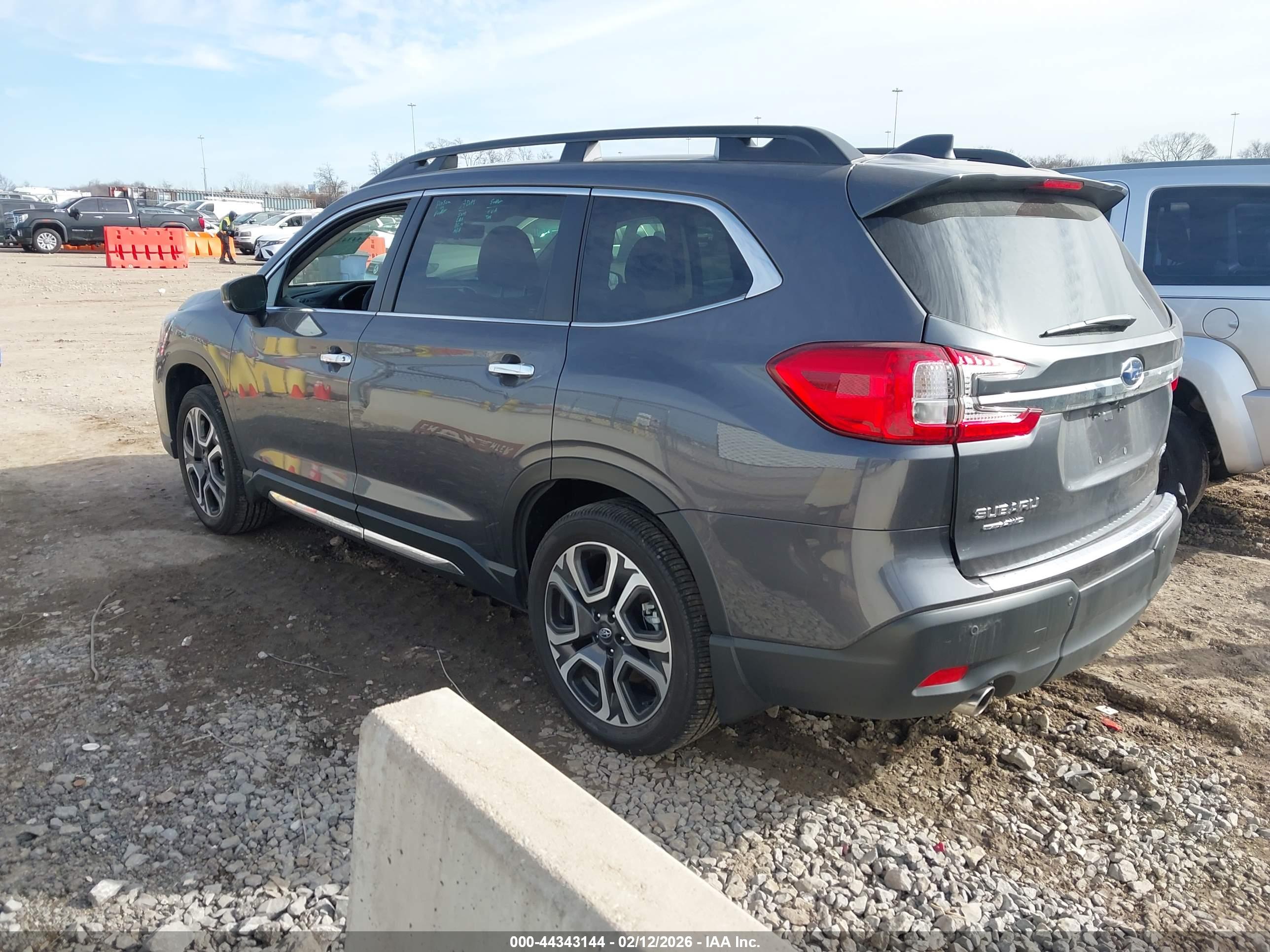 SUBARU ASCENT image 3
