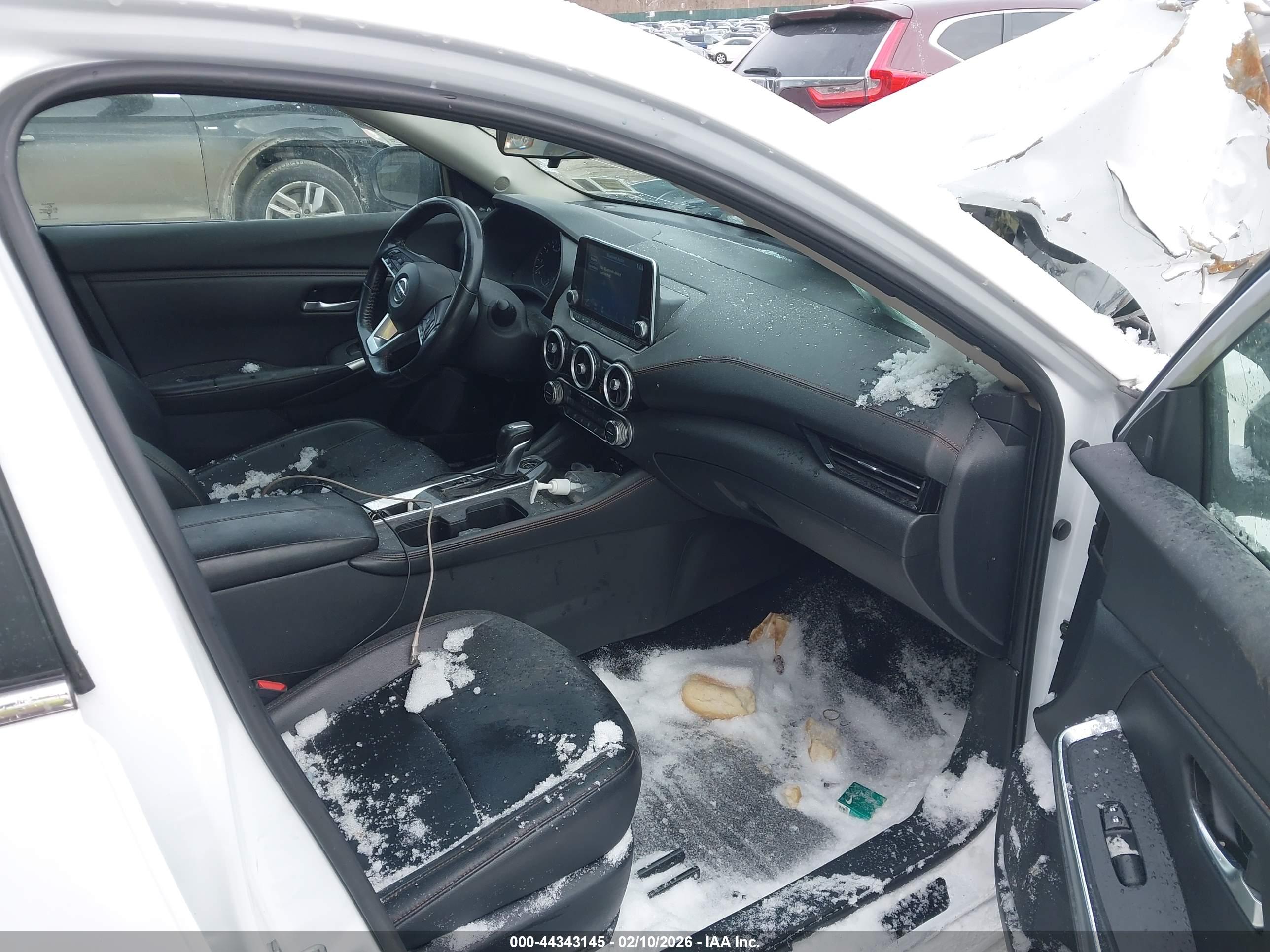 NISSAN SENTRA image 5