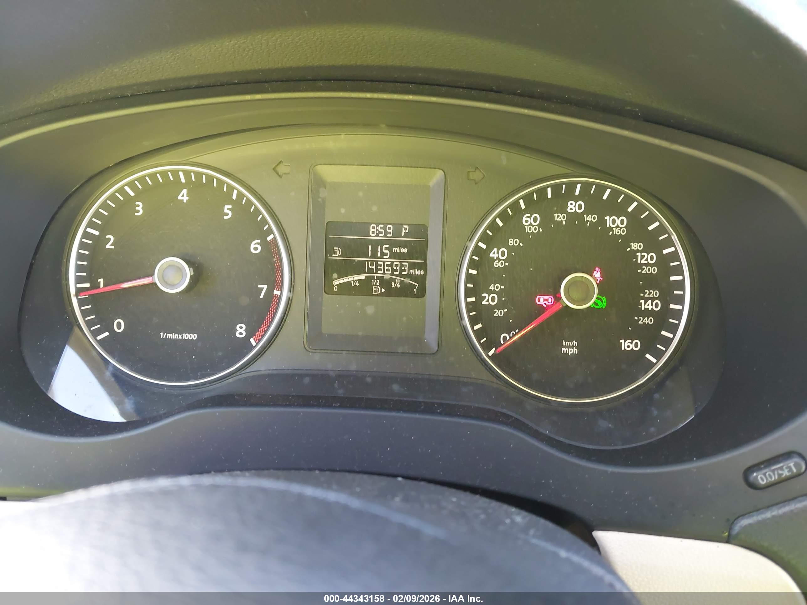 VOLKSWAGEN JETTA image 7