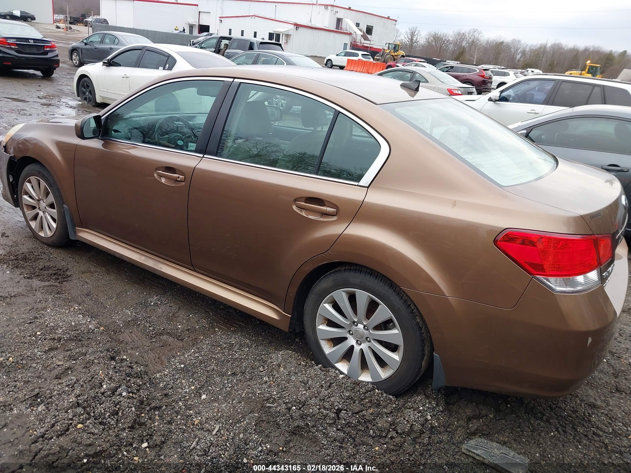 SUBARU LEGACY image 3