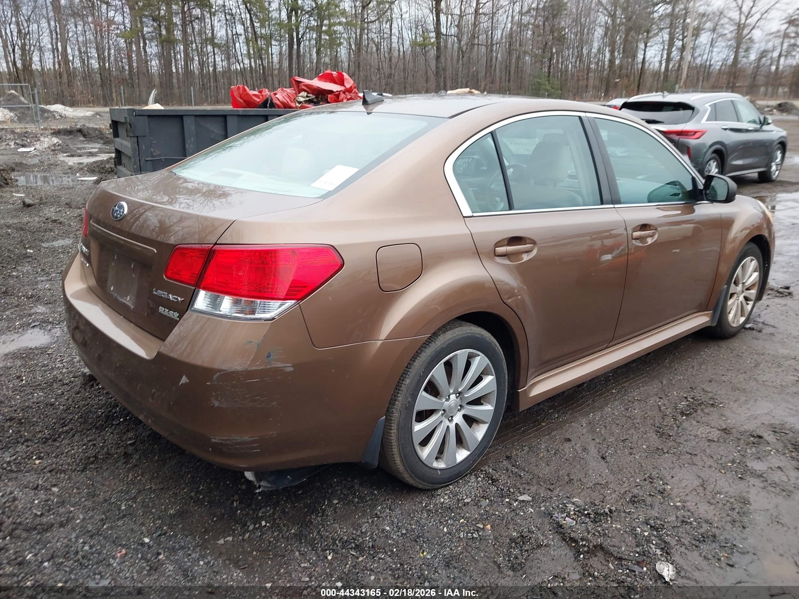 SUBARU LEGACY image 4