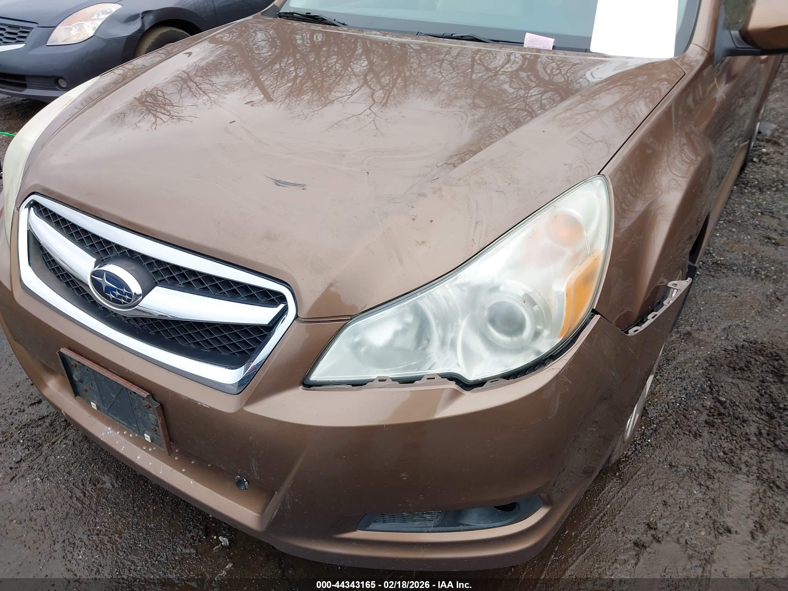 SUBARU LEGACY image 6