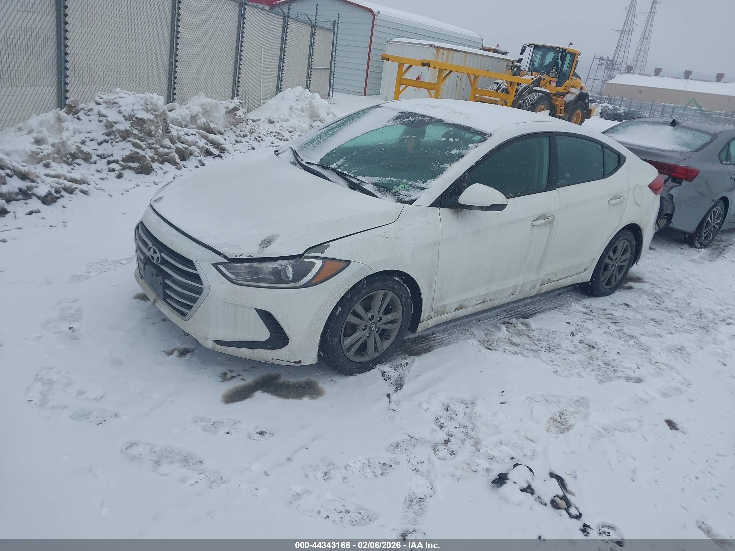 HYUNDAI ELANTRA image 2